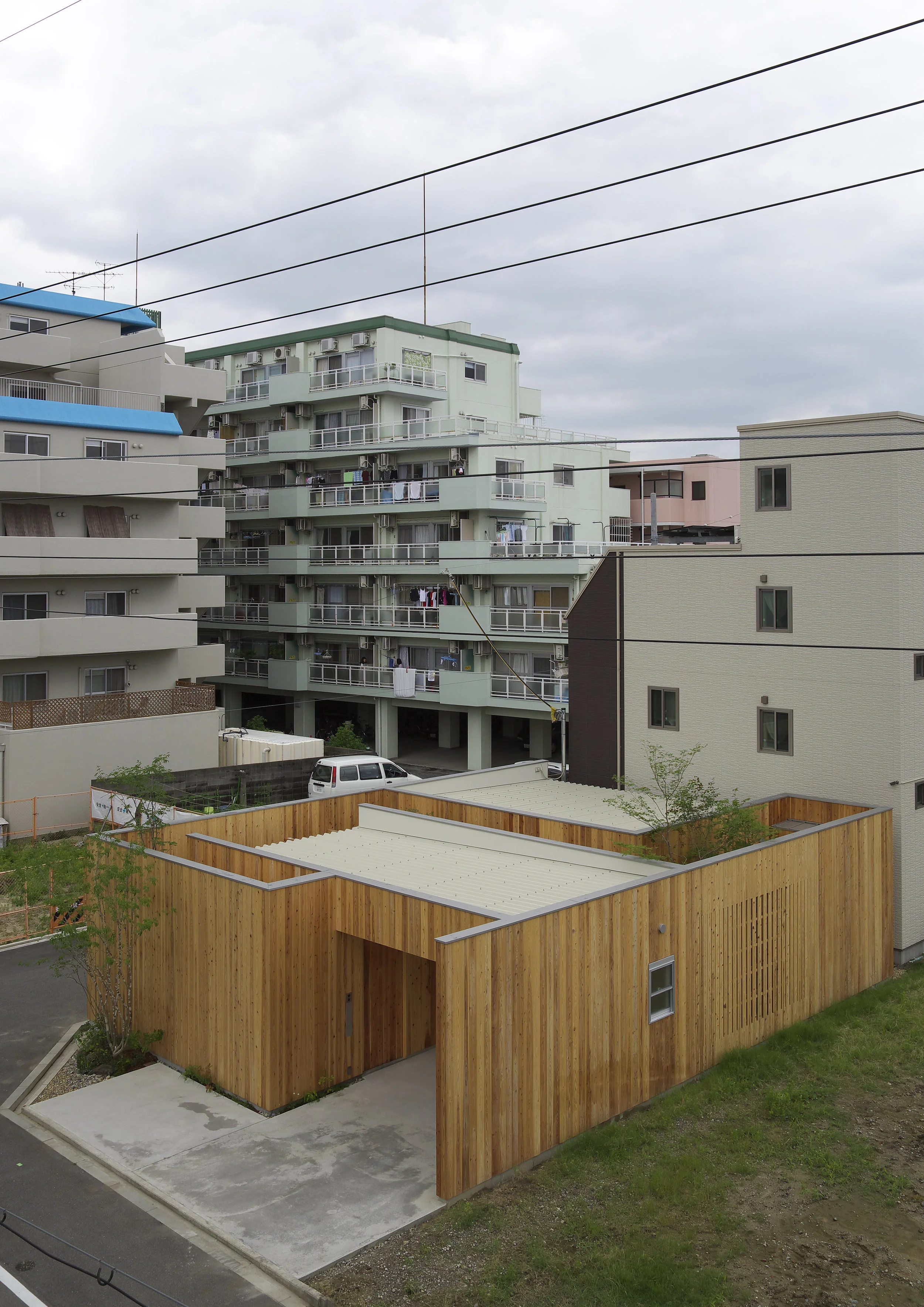 arbol-court-house-wood.jpg