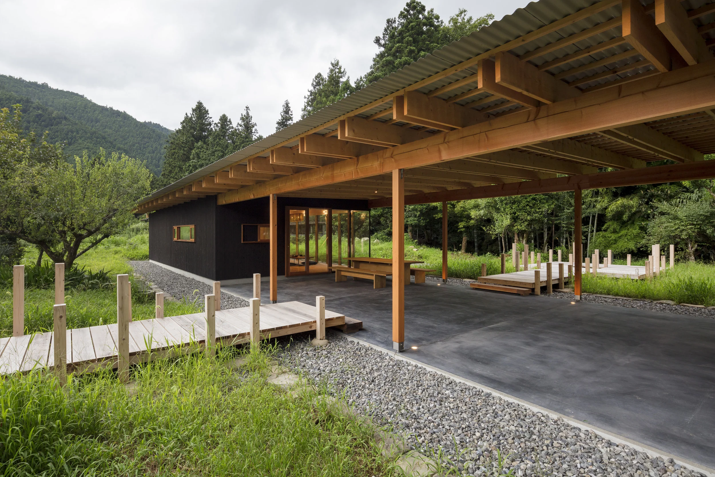 arbol-guesthouse-architecture2.jpg