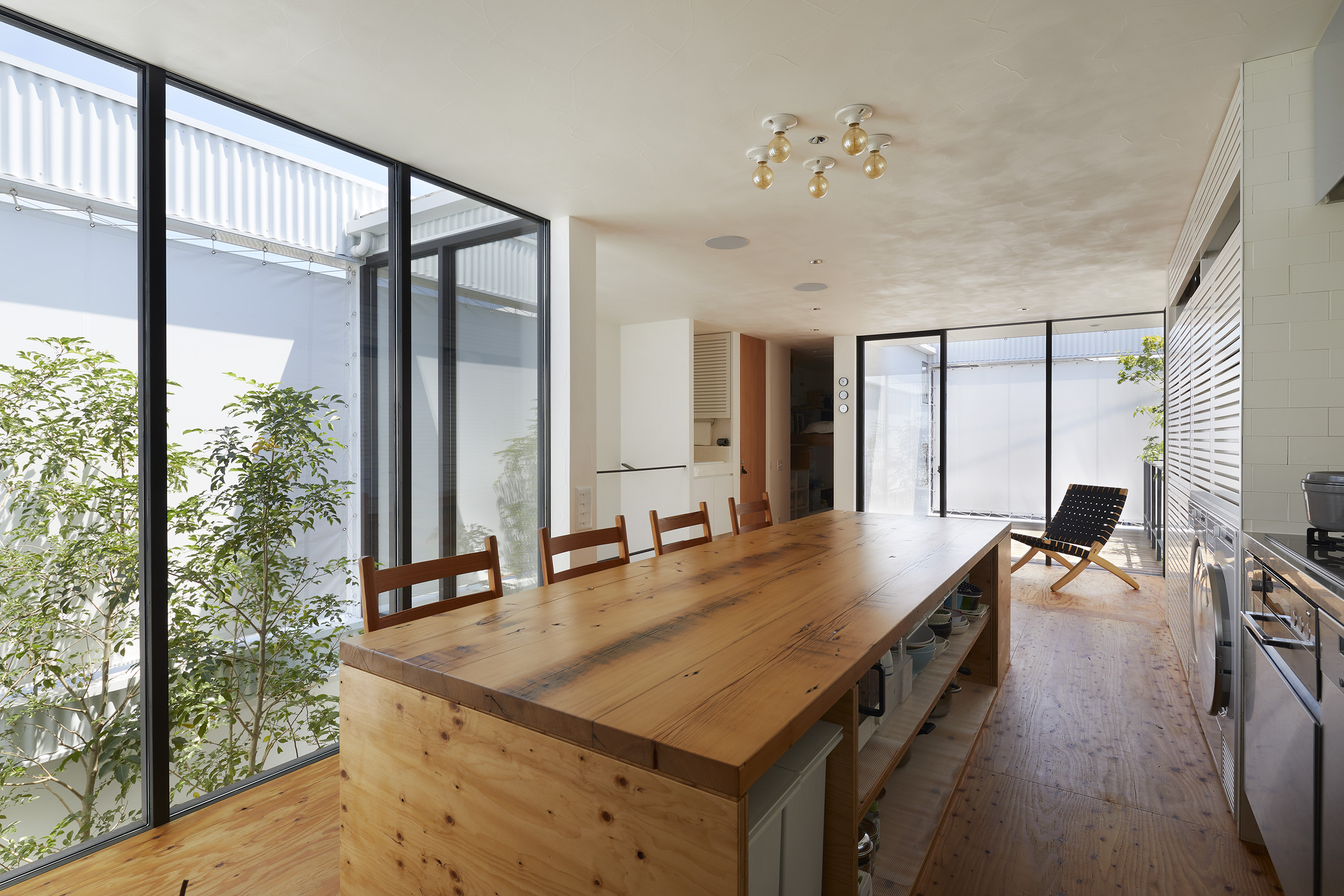 8 house01.jpg