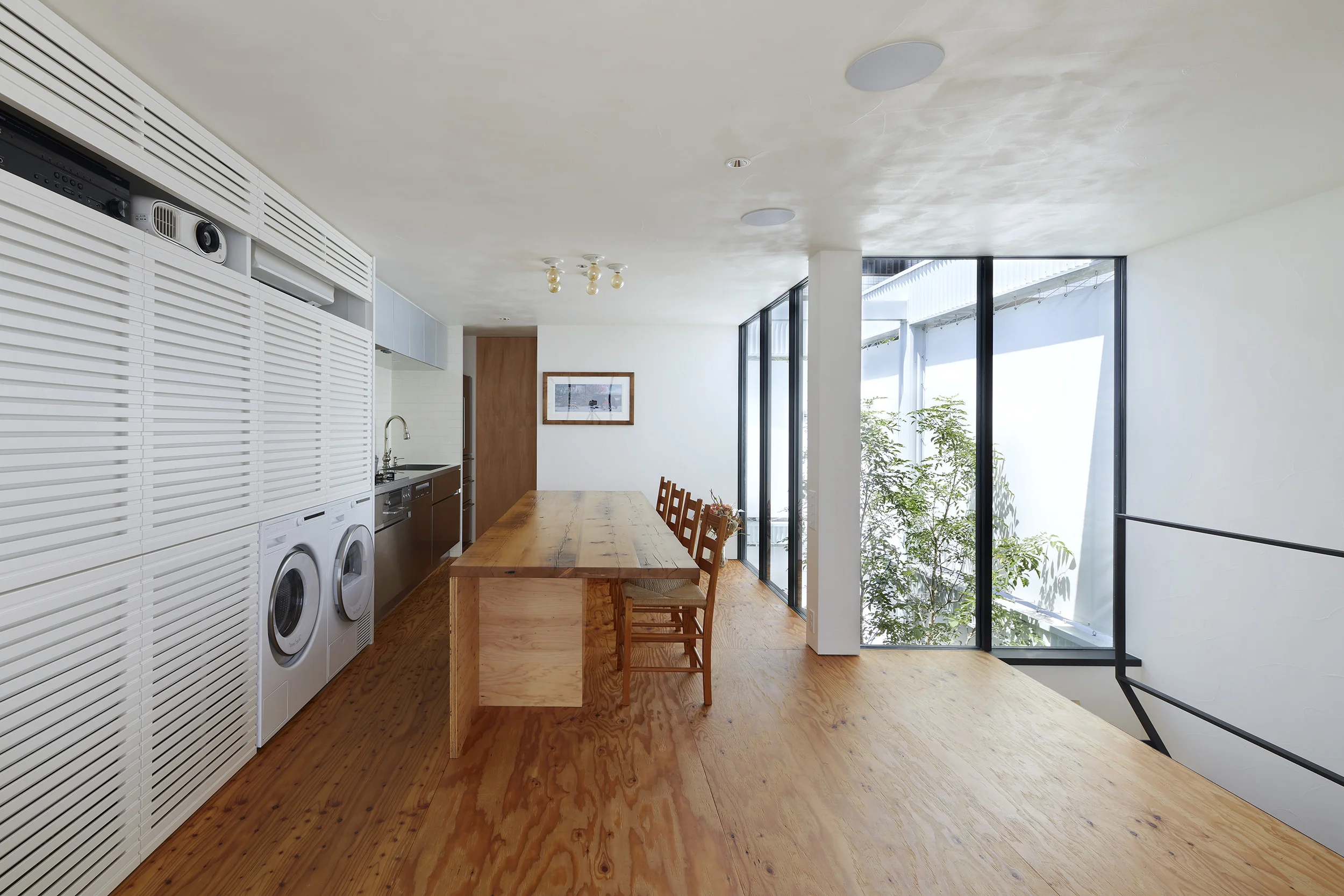 8 house03.jpg