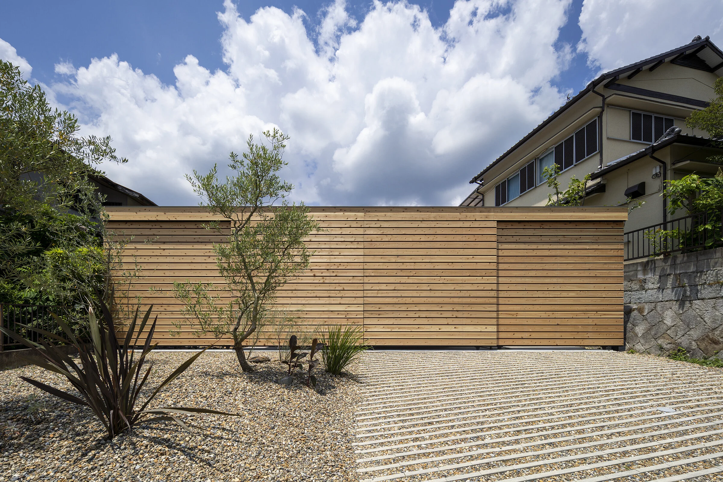 ［architect］House in Heguri 　グランピング感を楽しむ平屋