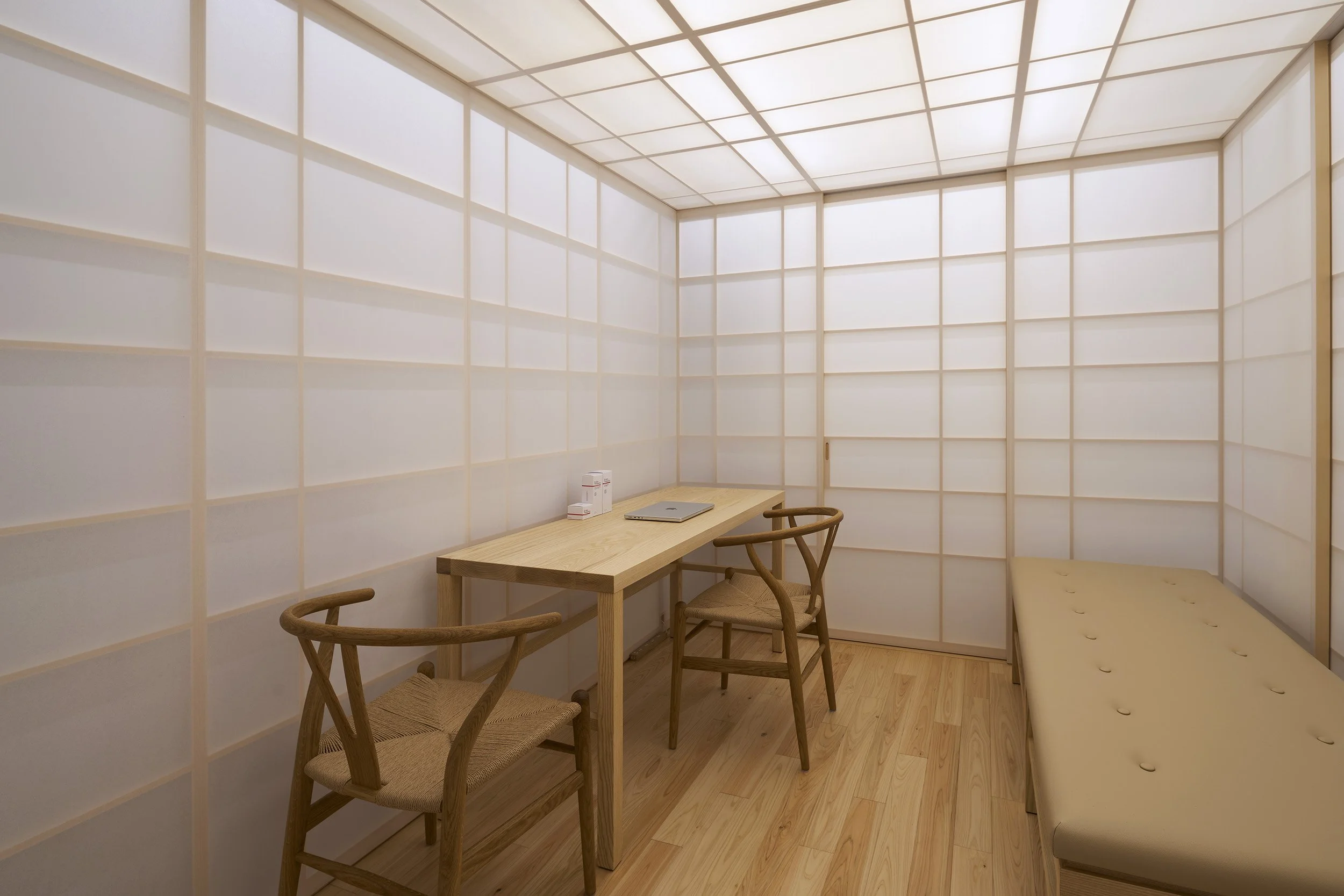 clinic in aoyama005.jpg