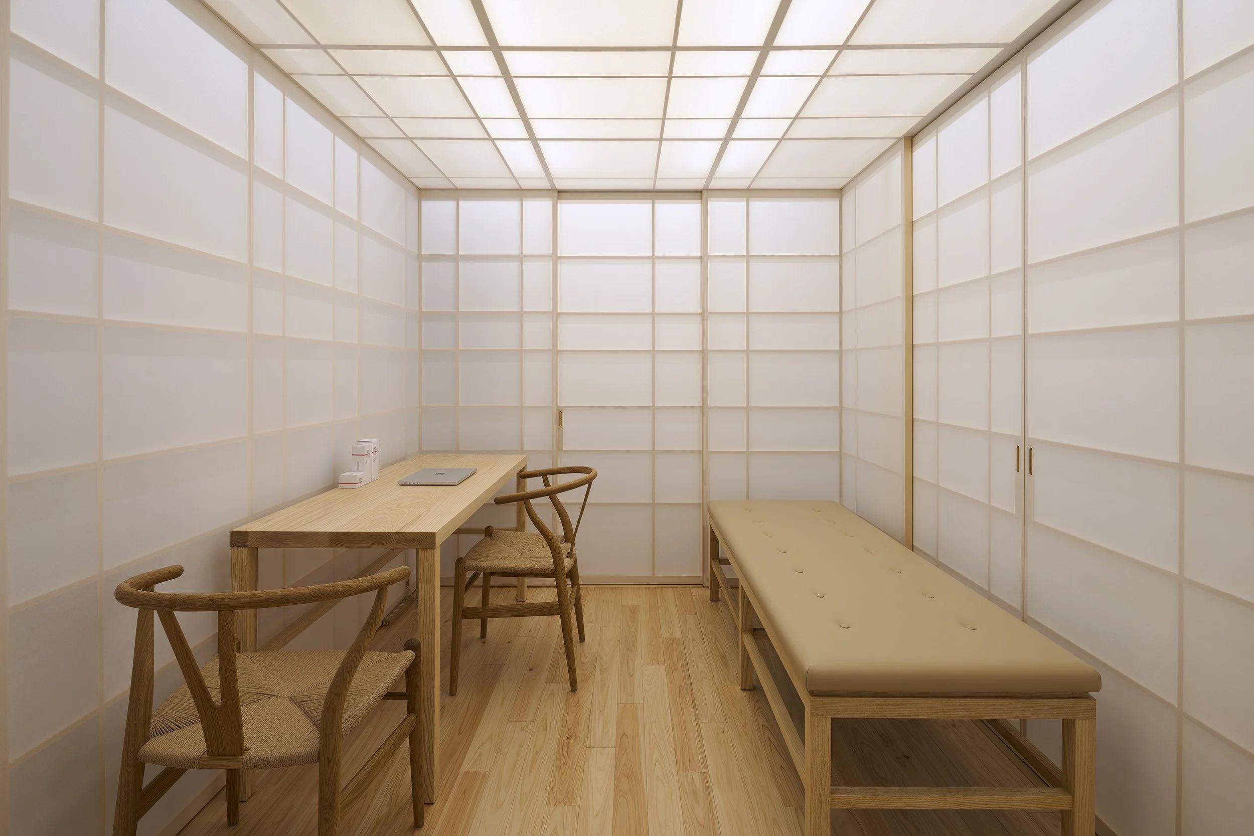 clinic in aoyama006.jpg