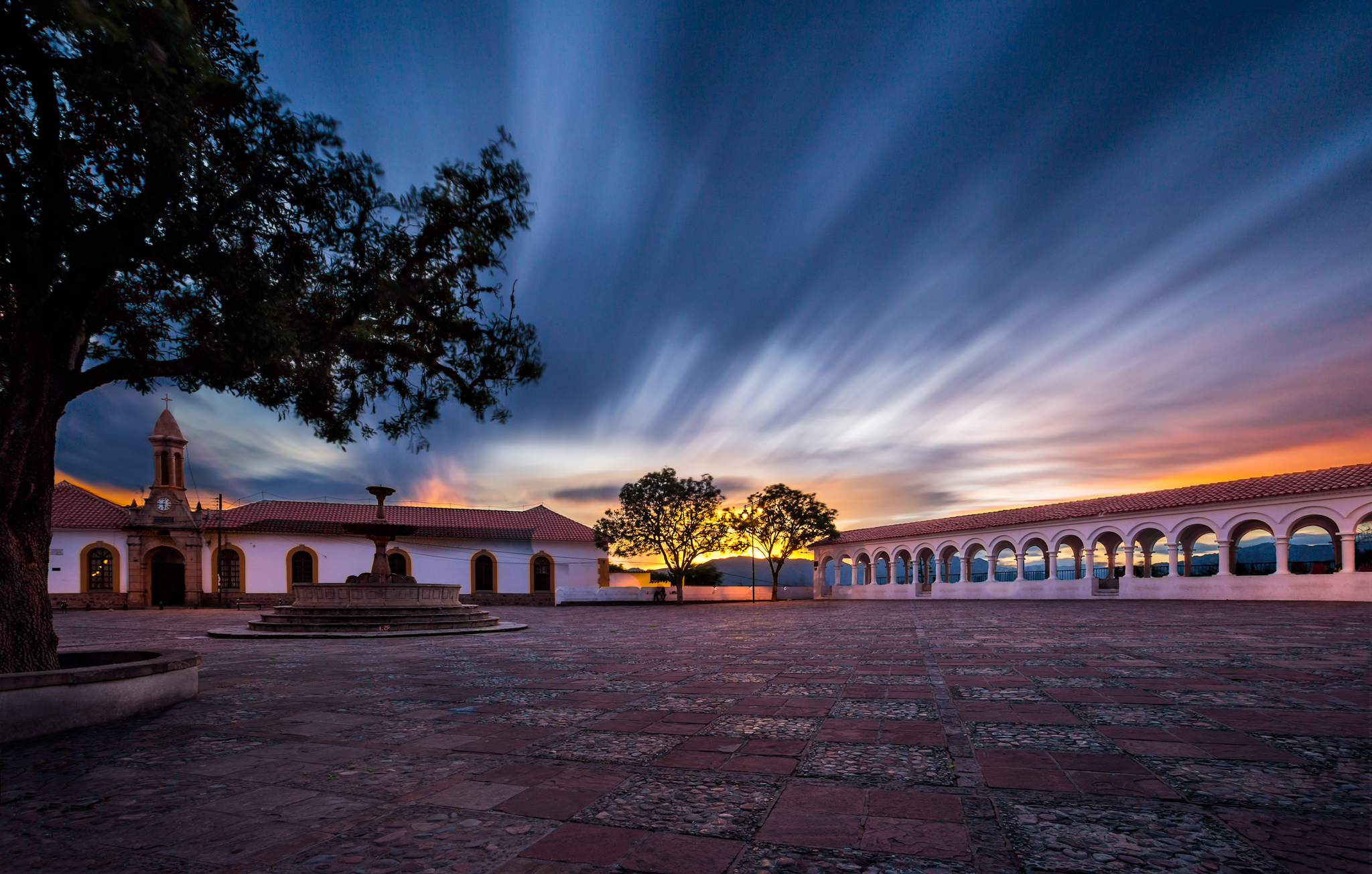 Larecoleta_Sunset.png