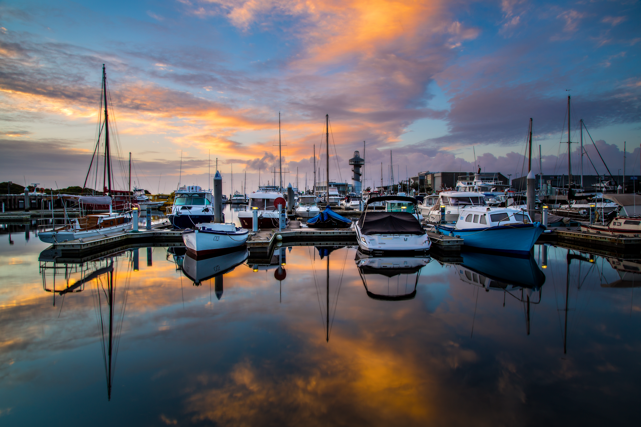 Queenscliff_harbour1.png