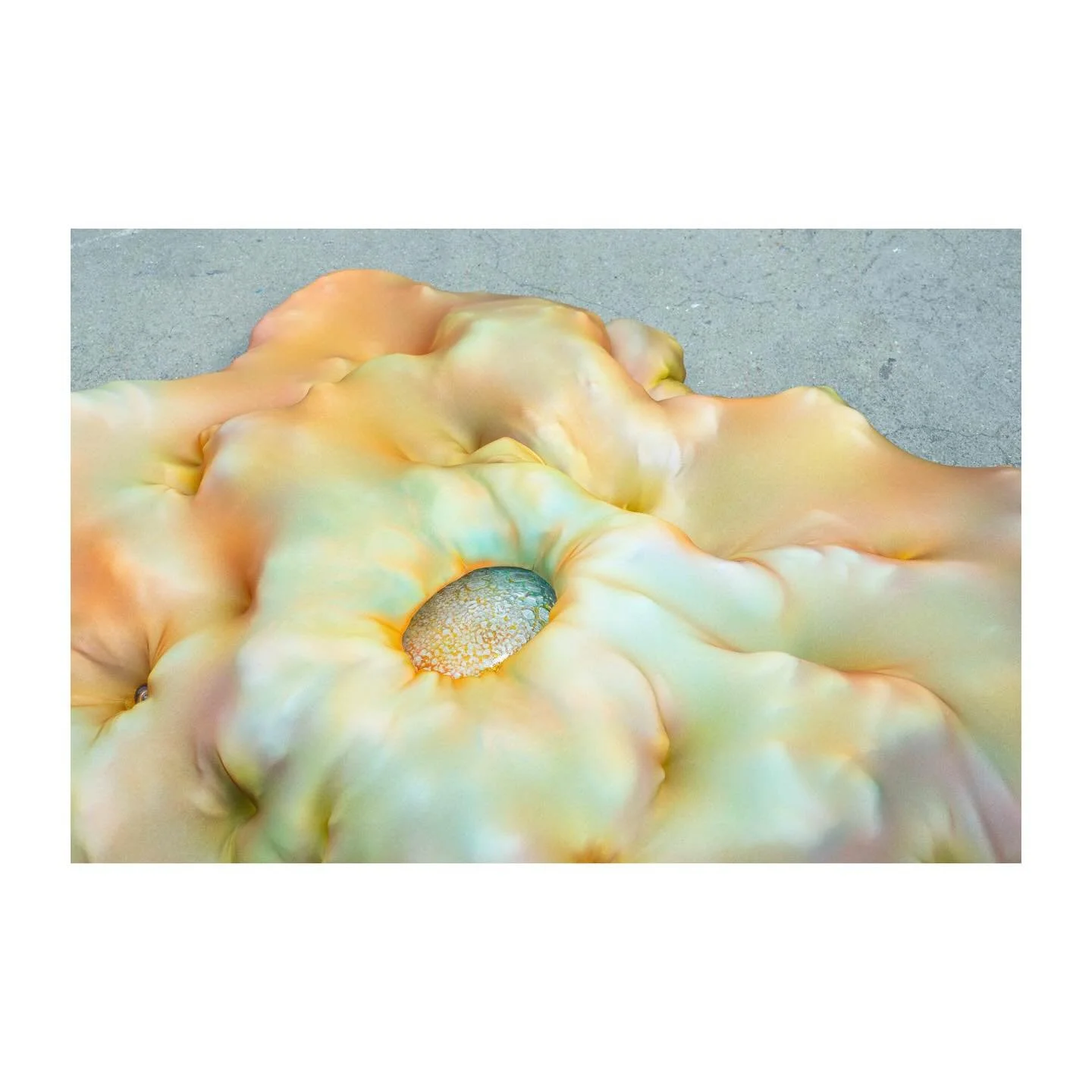 Hectic times at the moment and exciting news to share soon. For the meantime, here’s a close-up of ’Fruiting_Body.008’. I had the pleasure of exhibiting this sculpture in ‘Dawn on Your Skin’ @feelium.art , a duo show wit