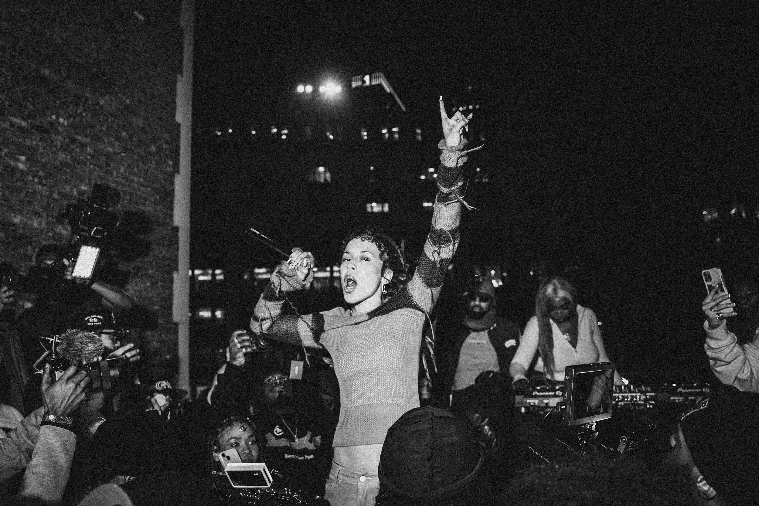 Sinematic Studios x Fomo x Honeysuckle -347.jpg