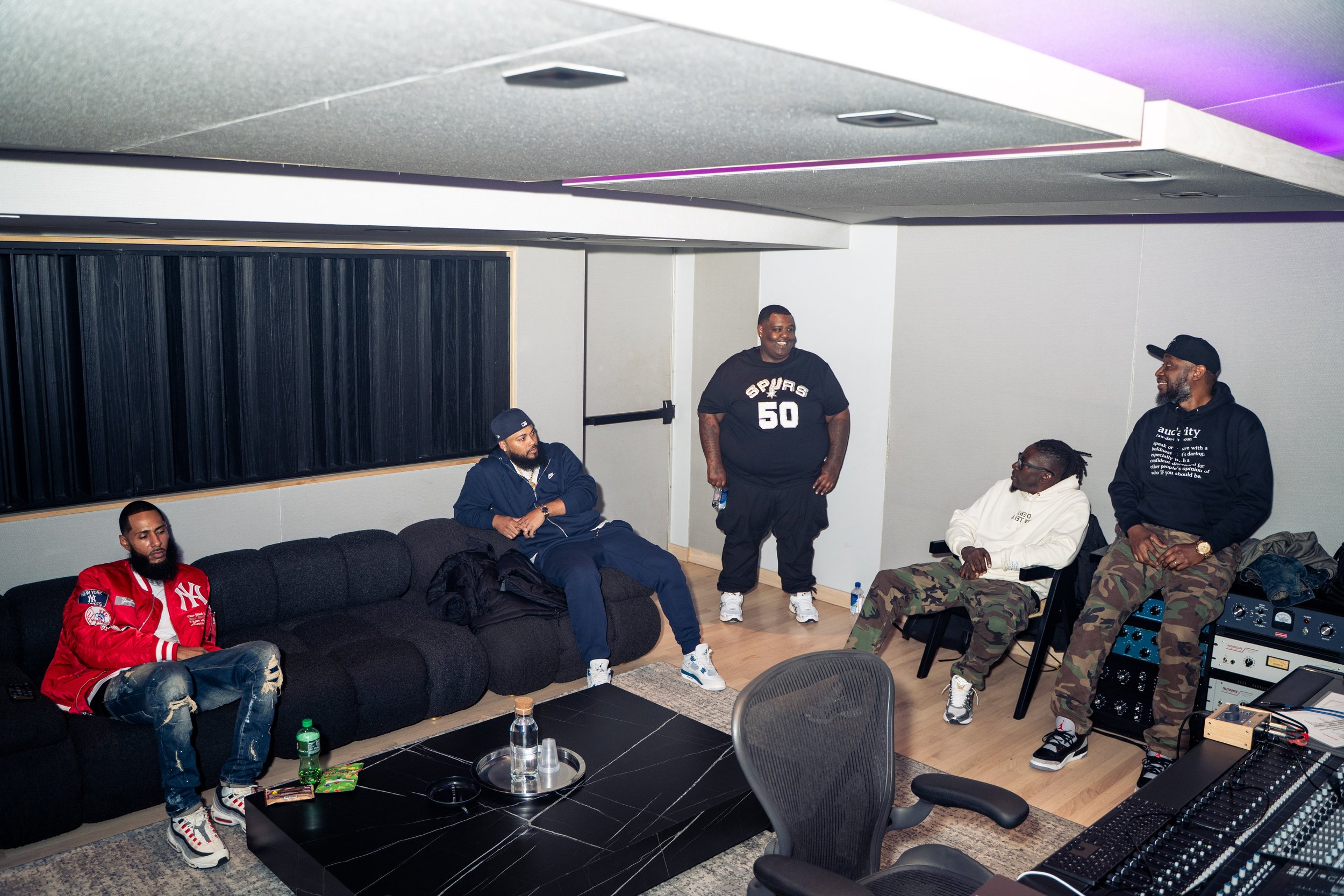 Sinematic Studios x 9th Wonder Session - 10-16-25-09260.jpg