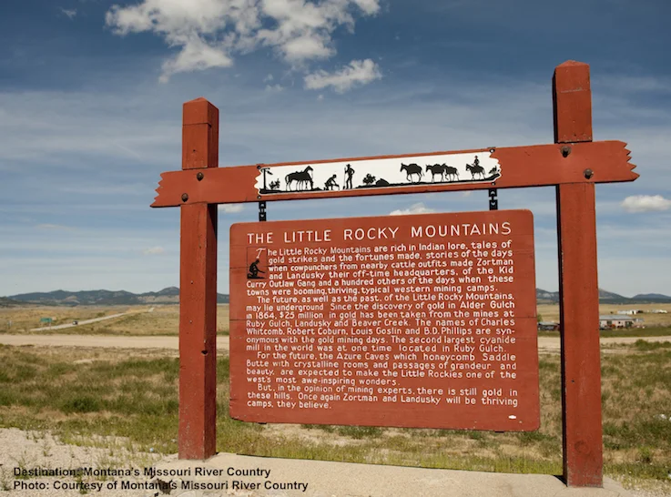 MANY PEOPLE STILL BELIEVE THERE IS GOLD IN THOSE HILLS. WANT TO TRY YOUR LUCK? THE OLD MINES ARE CLOSED BUT ZORTMAN OFFERS GOLD PANNING LESSONS. IMAGE: COURTESY OF ©MONTANA'S MISSOURI RIVER COUNTRY.