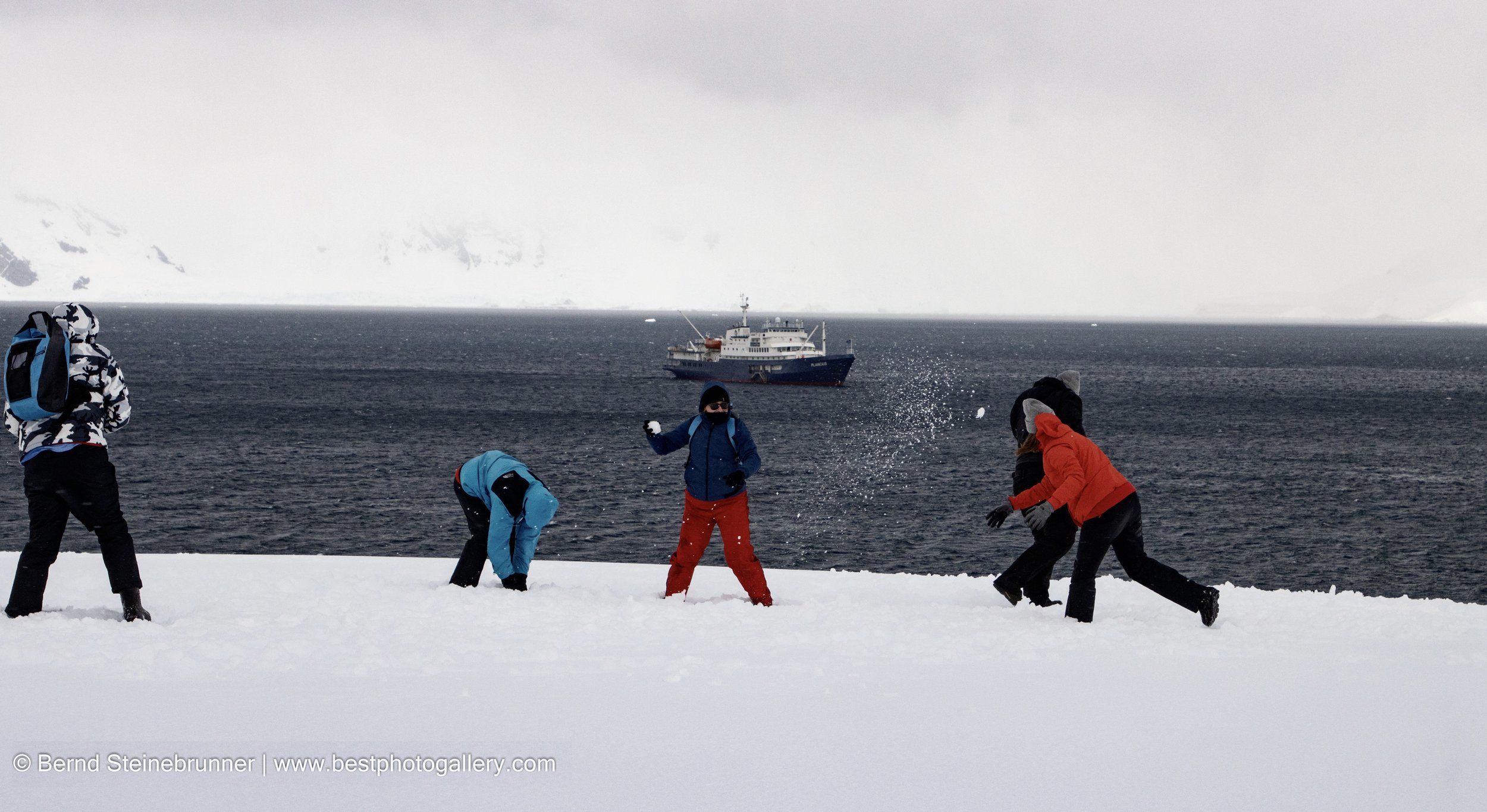 Researching Antarctic snowballs