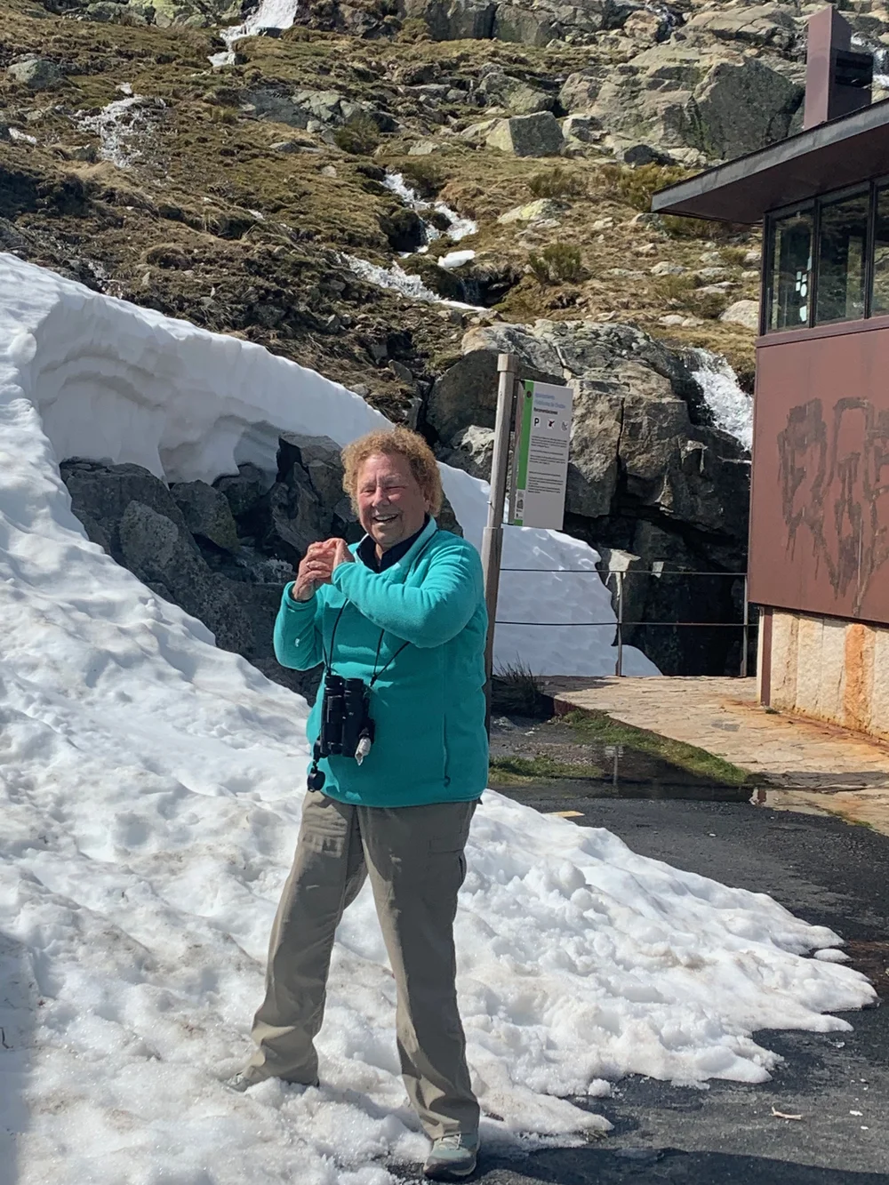 Carol winding up for the throw! Gredos. 