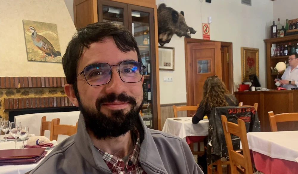 Our Professional Guide, Nacho 