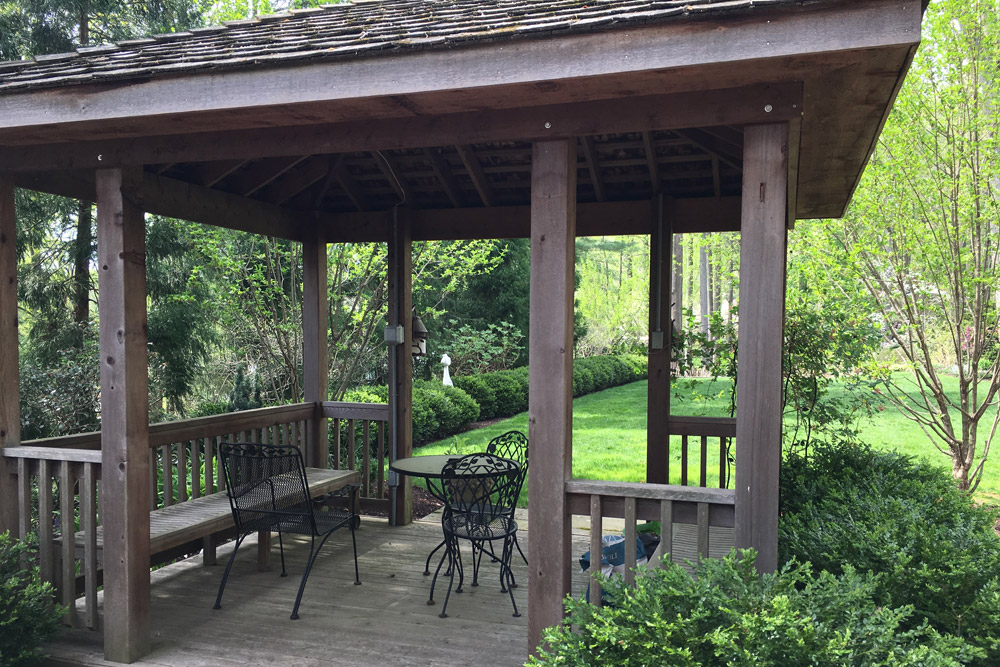 outdoor-pagoda-deck-landscape.jpg