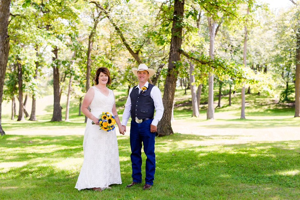 Detroit Lakes, MN Country Styled Wedding at Trinity Lutheran Church &amp; Holmes Ballroom Photographed by Amber Langerud Photography