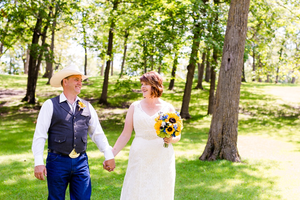 Detroit Lakes, MN Country Styled Wedding at Trinity Lutheran Church &amp; Holmes Ballroom Photographed by Amber Langerud Photography