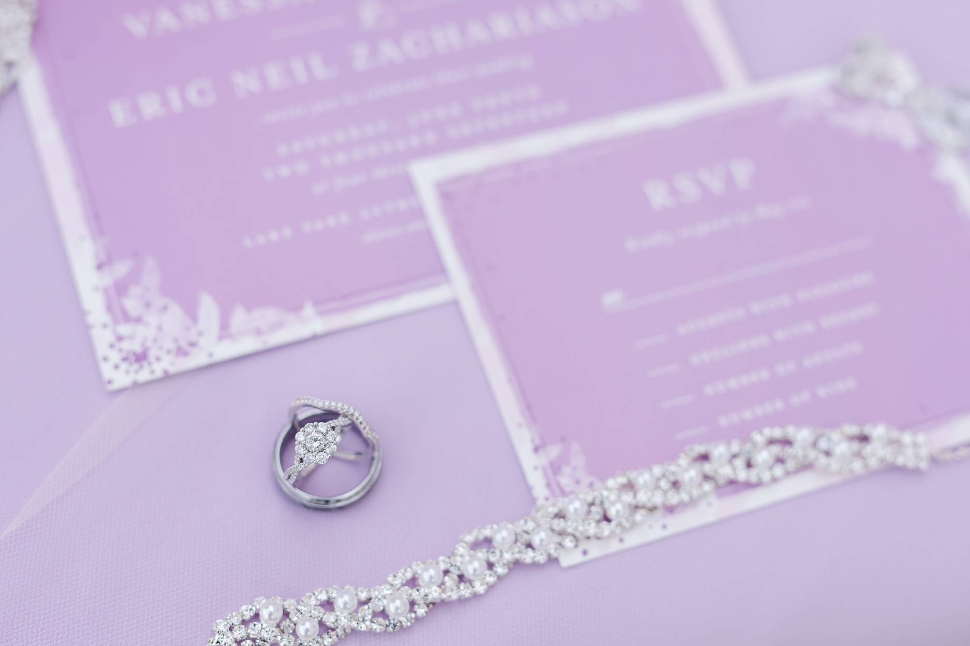 Lake Park Lutheran Church and Holiday Inn Detroit Lakes, Lakeside Wedding by Amber Langerud Photography | Vanessa & Eric