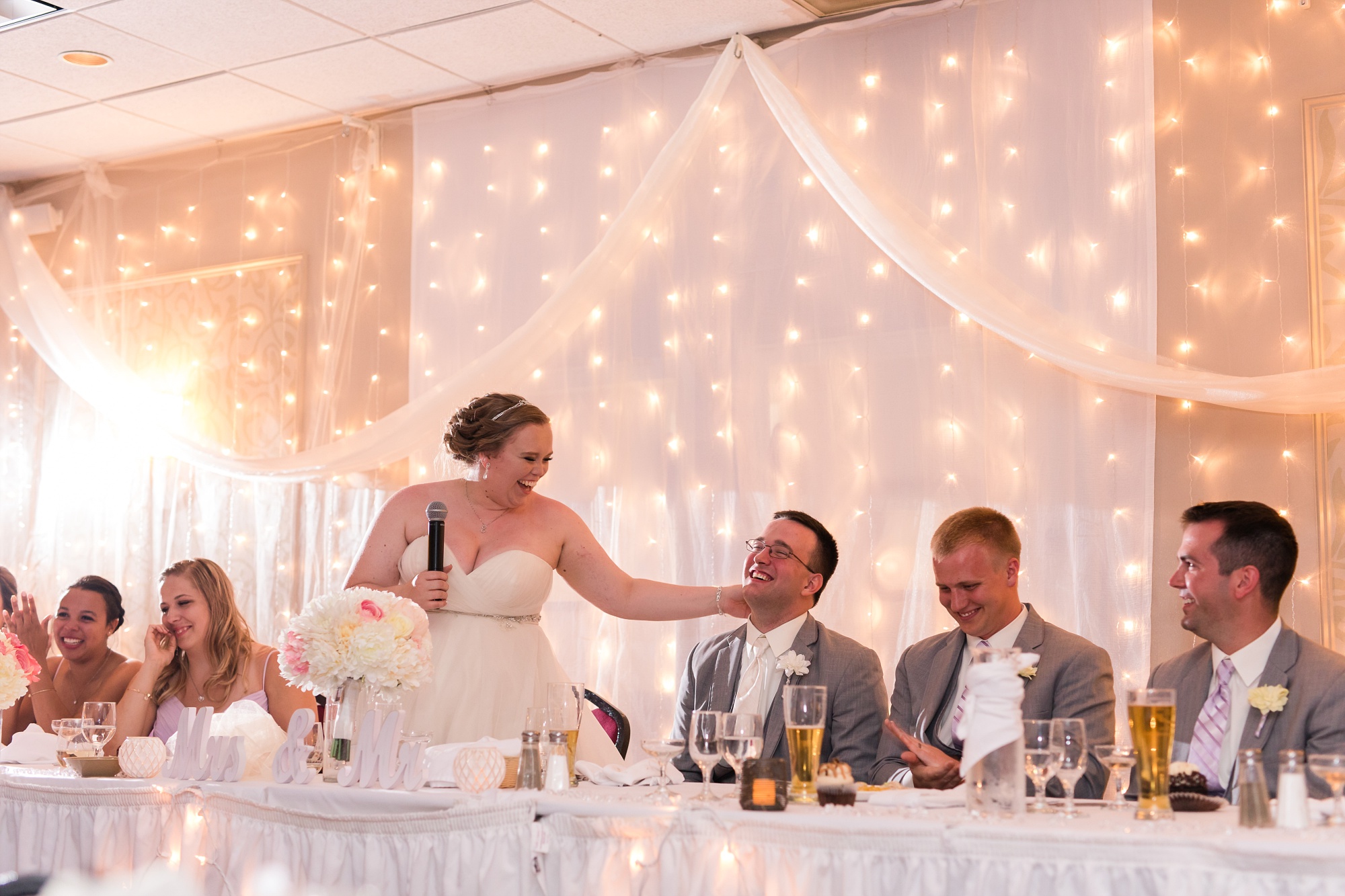 Lake Park Lutheran Church and Holiday Inn Detroit Lakes, Lakeside Wedding by Amber Langerud Photography | Vanessa & Eric