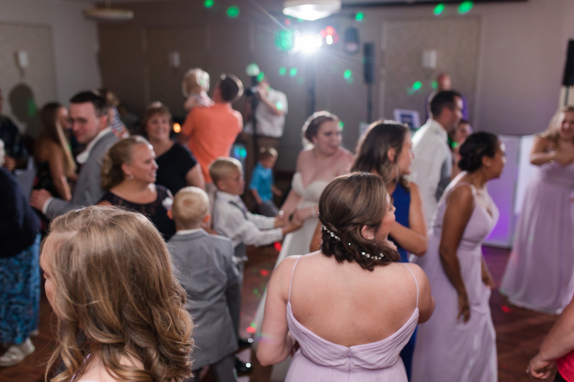 Lake Park Lutheran Church and Holiday Inn Detroit Lakes, Lakeside Wedding by Amber Langerud Photography | Vanessa & Eric