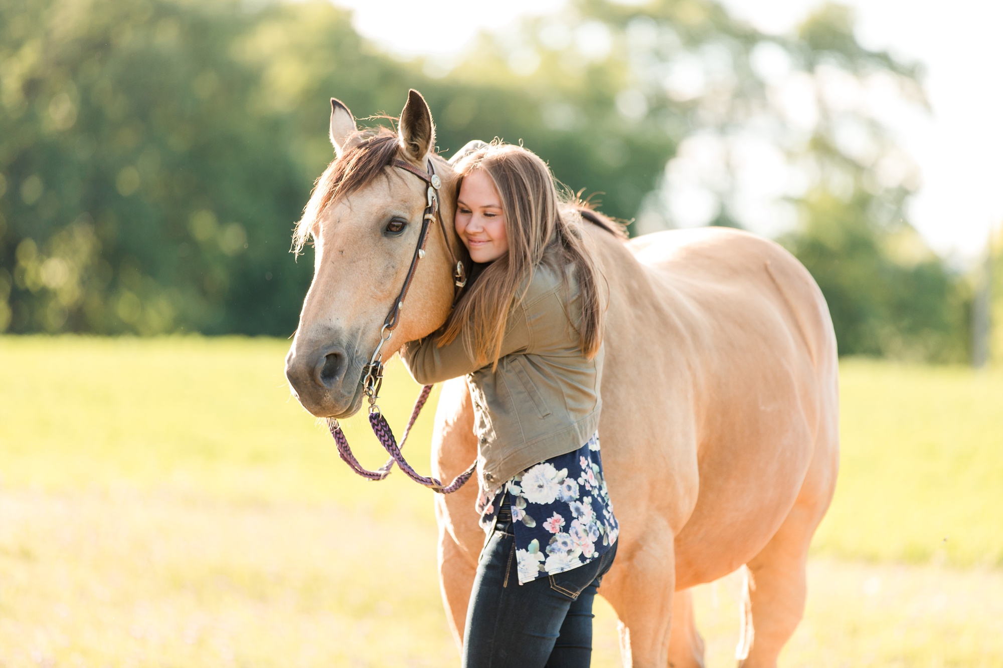 Country Styled Senior Session with Horses near Audubon, MN | Hannah