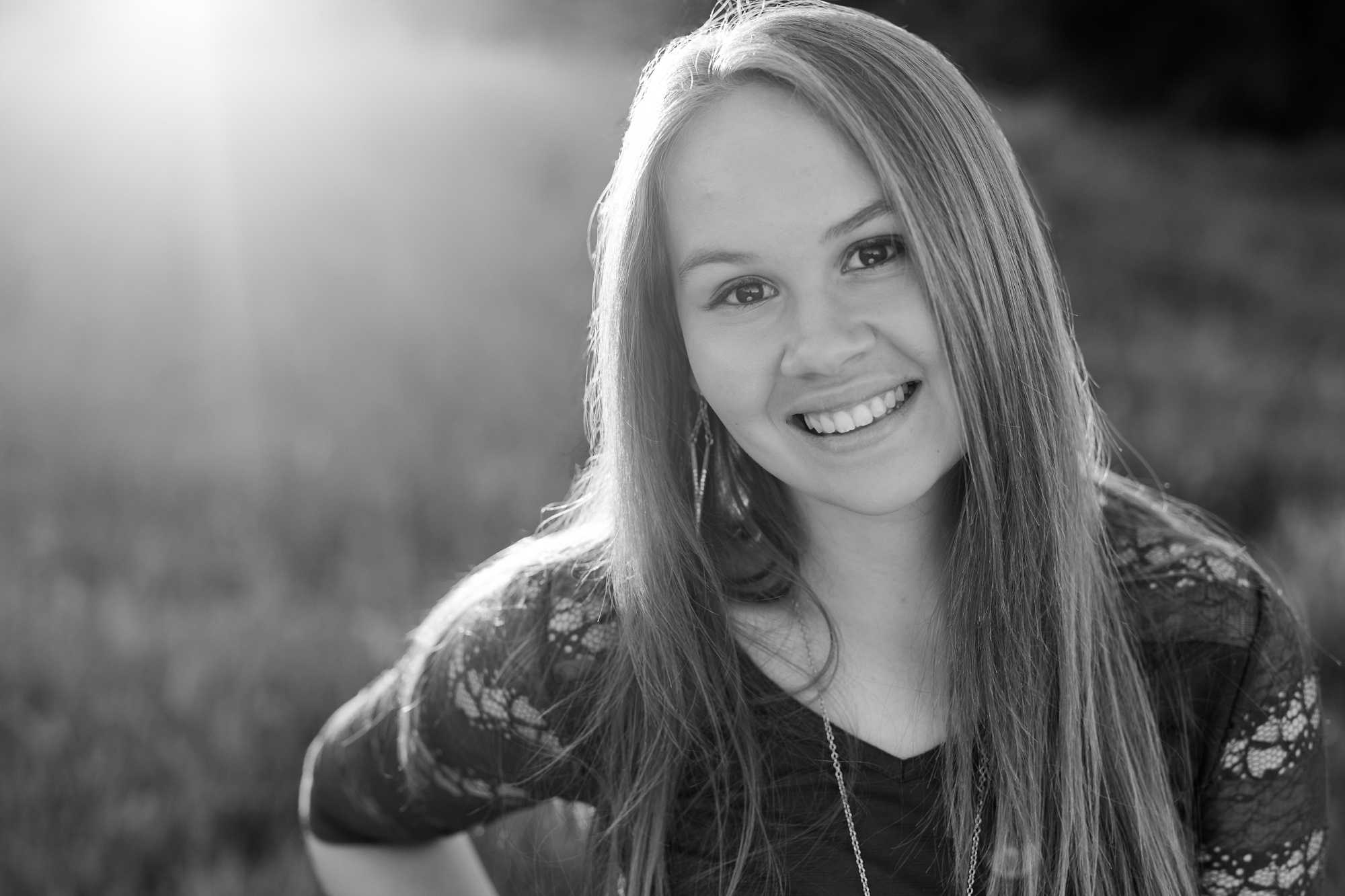 Country Styled Senior Session with Horses near Audubon, MN | Hannah