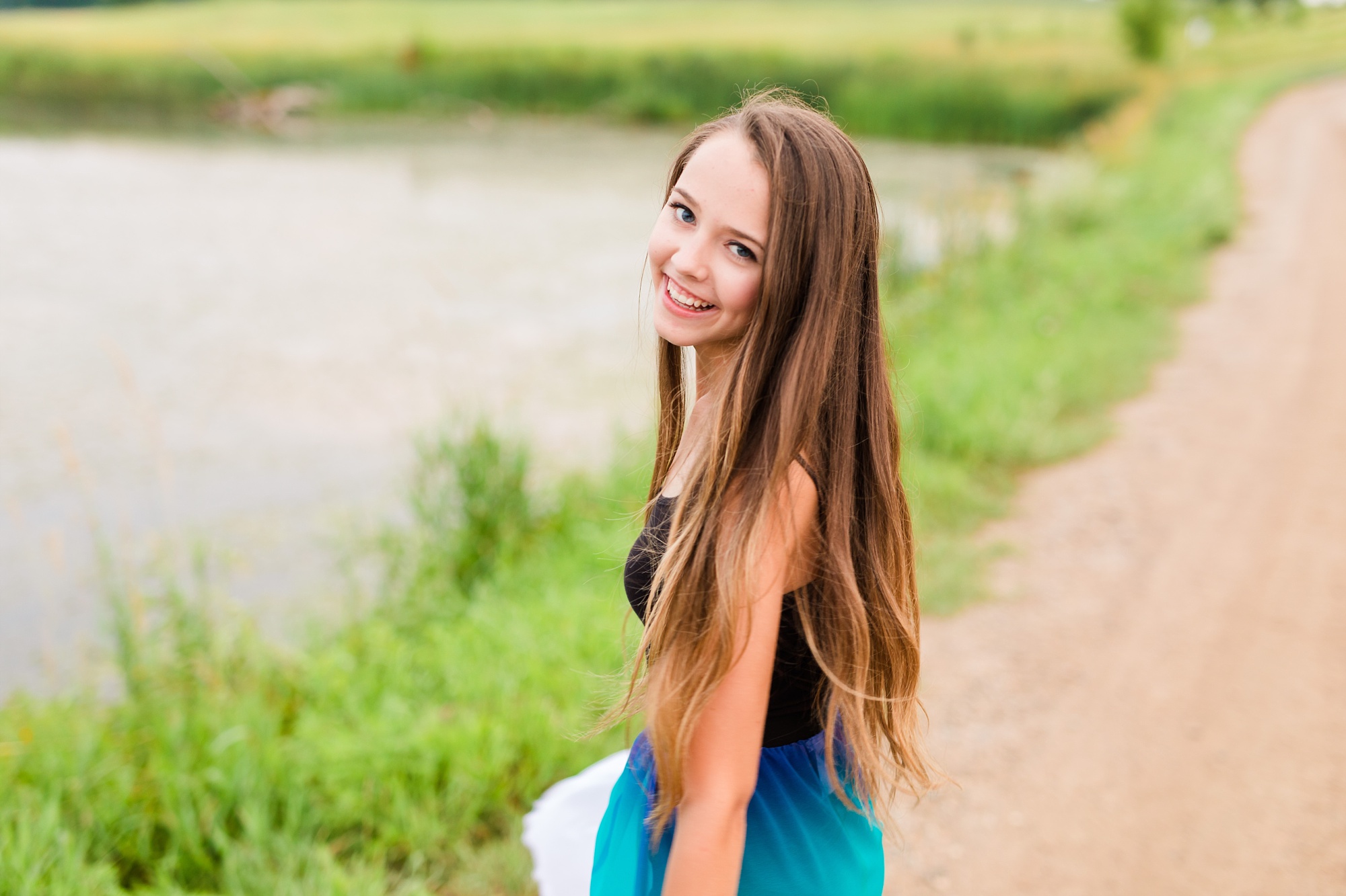 Dance and Country Styled High School Senior Session by Amber Langerud Photography near Audubon in a grassy field | Riley