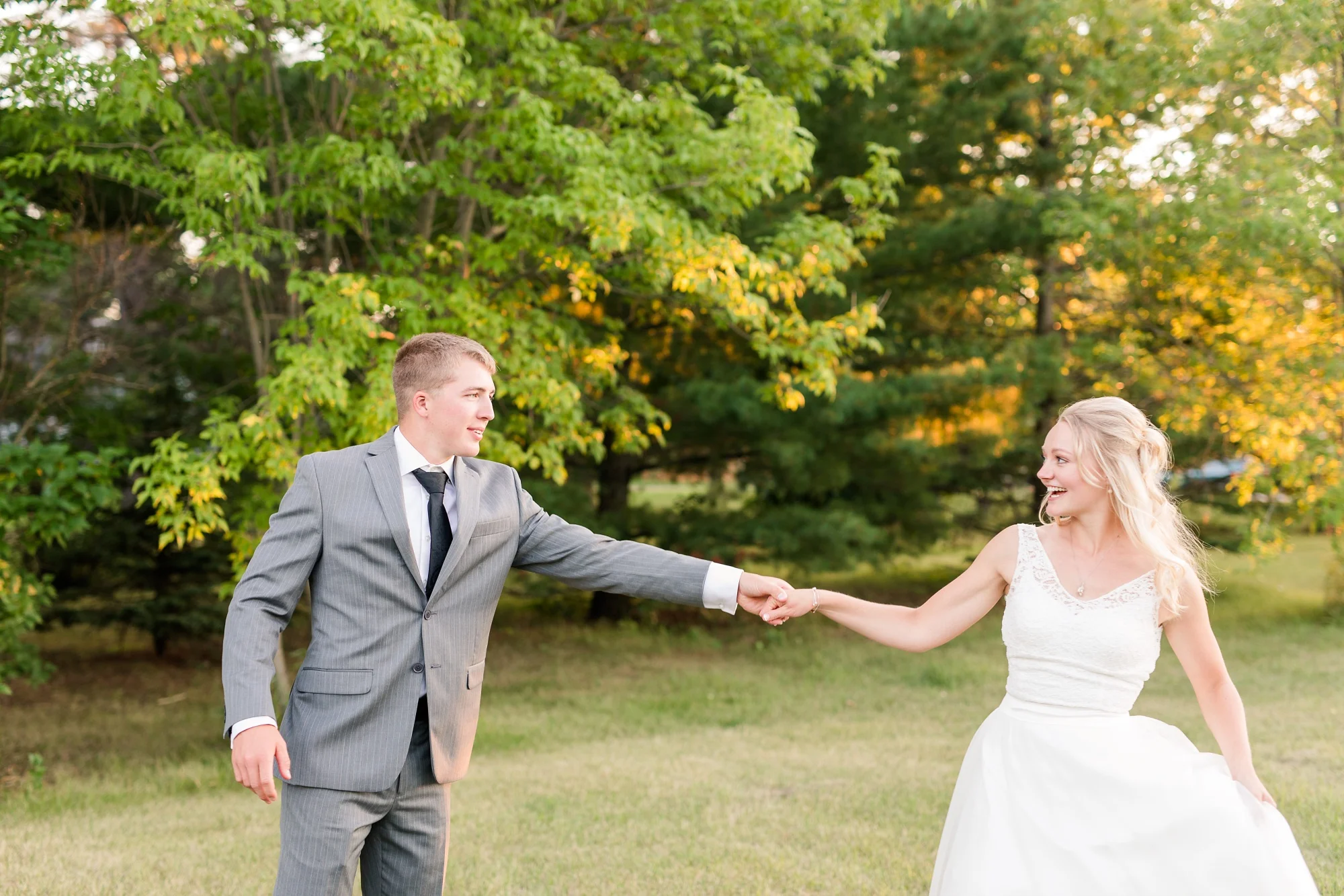 Backyard Frazee, MN Wedding with Frazee Event Center Reception by Amber Langerud | Ellie & Erik