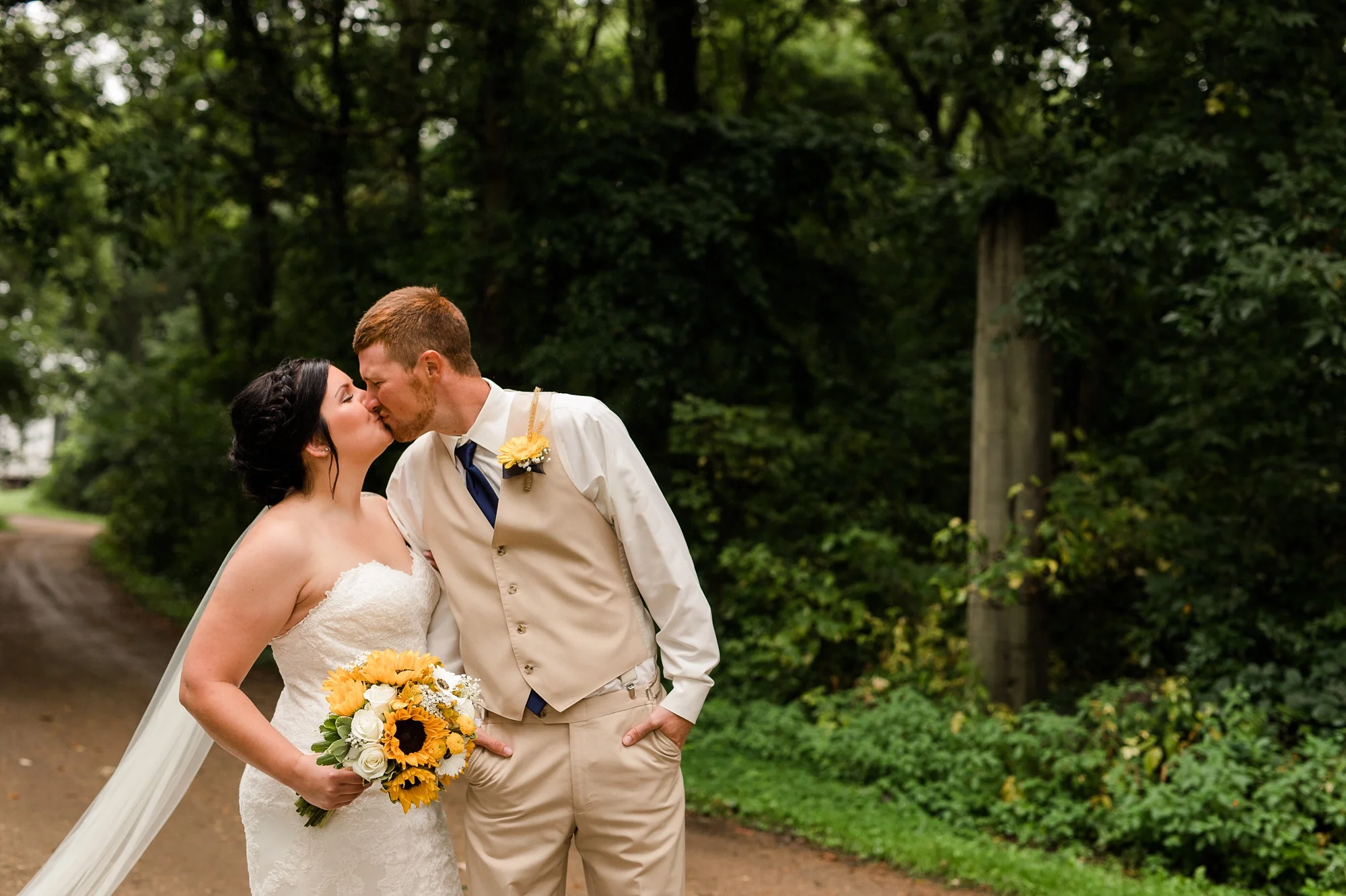 Outdoor Minnesota Barn Wedding at Milt's Barn near Pelican Rapids, MN | Even & Brittany