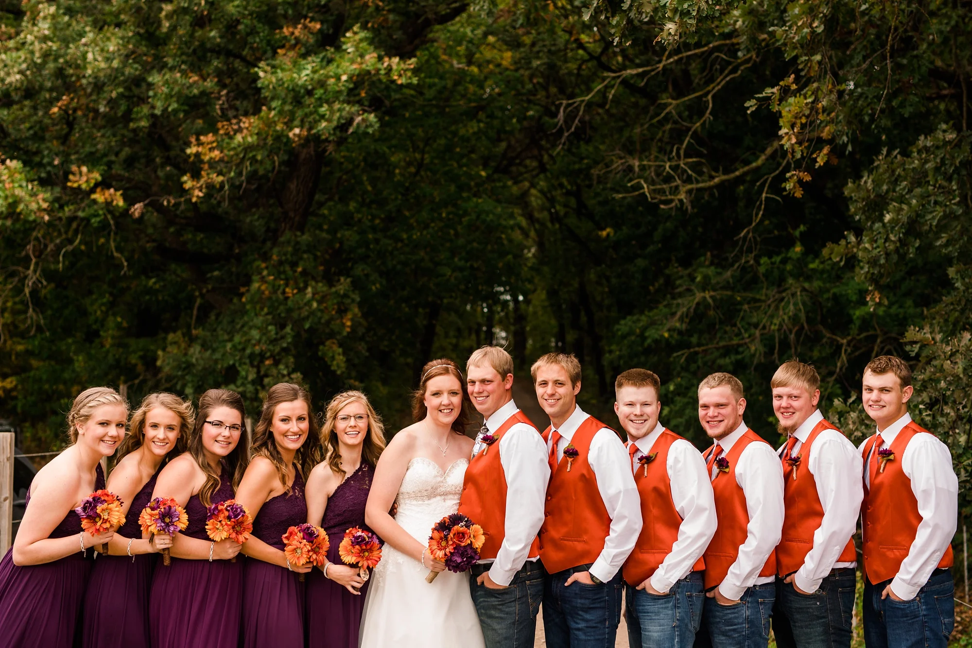 Amber Langerud_Lake Park MN Barn wedding at the Hitching Post_0421.jpg