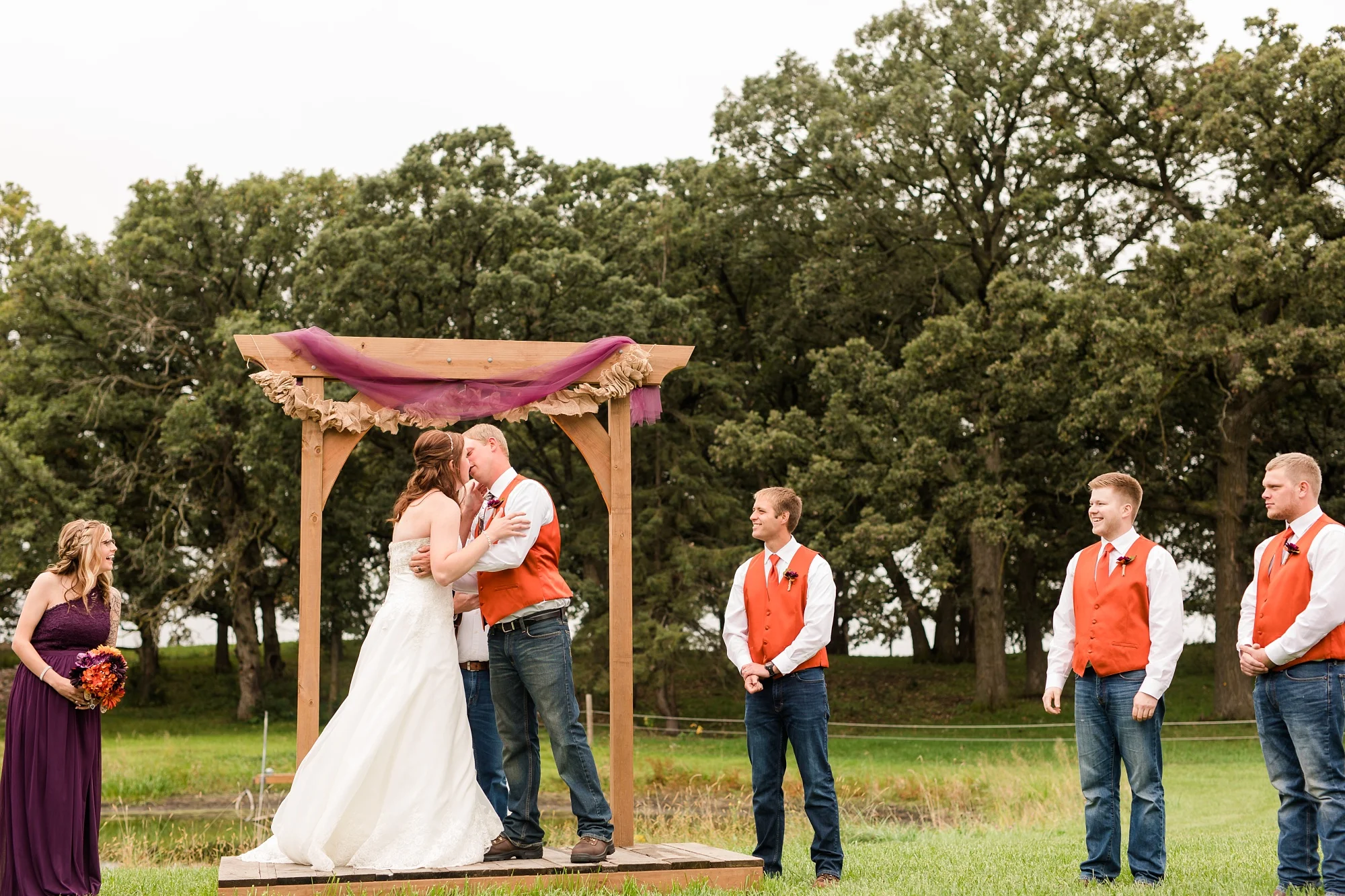 Amber Langerud_Lake Park MN Barn wedding at the Hitching Post_0449.jpg