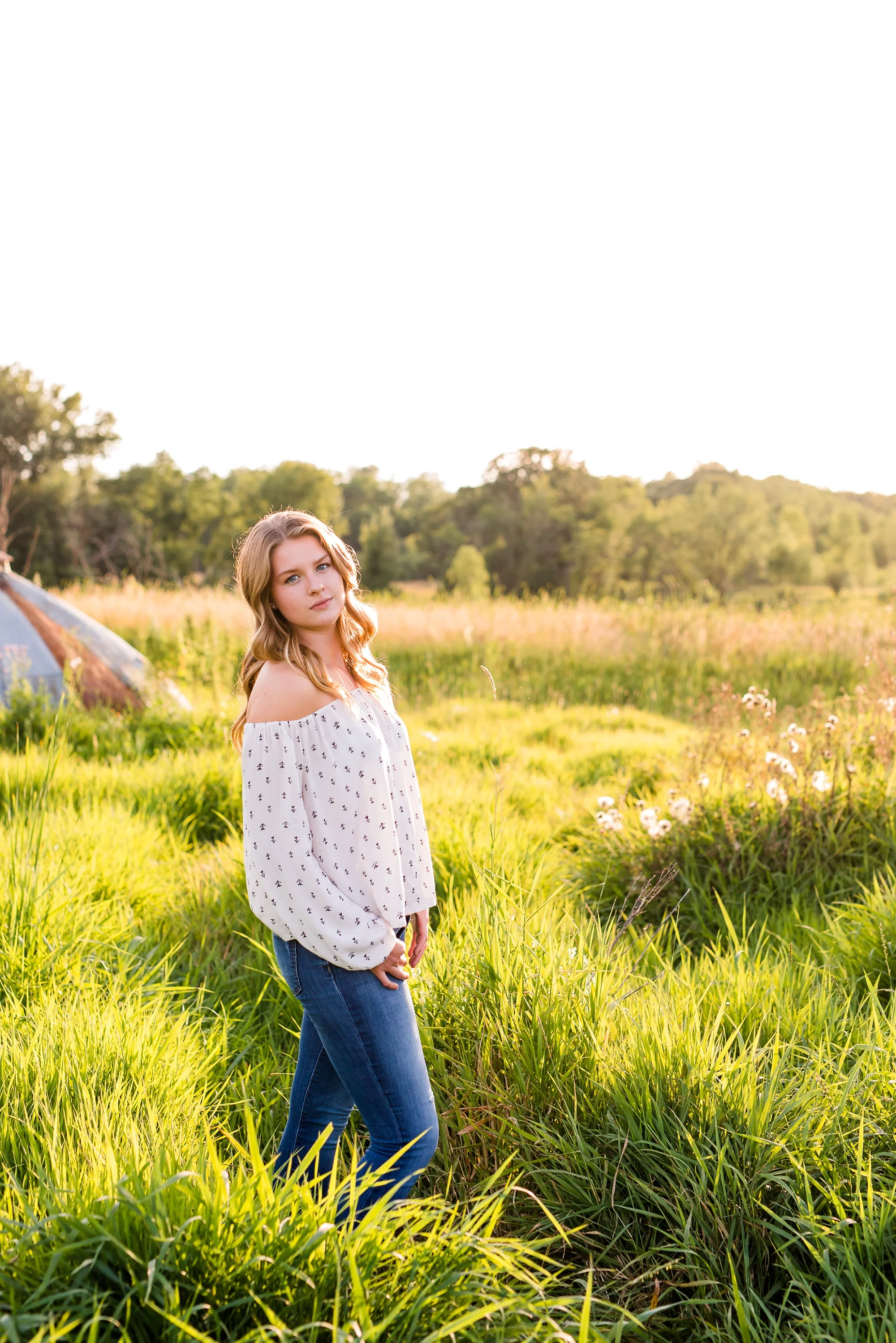 Amber Langerud_Audubon, MN Outdoor Senior Session_0491.jpg