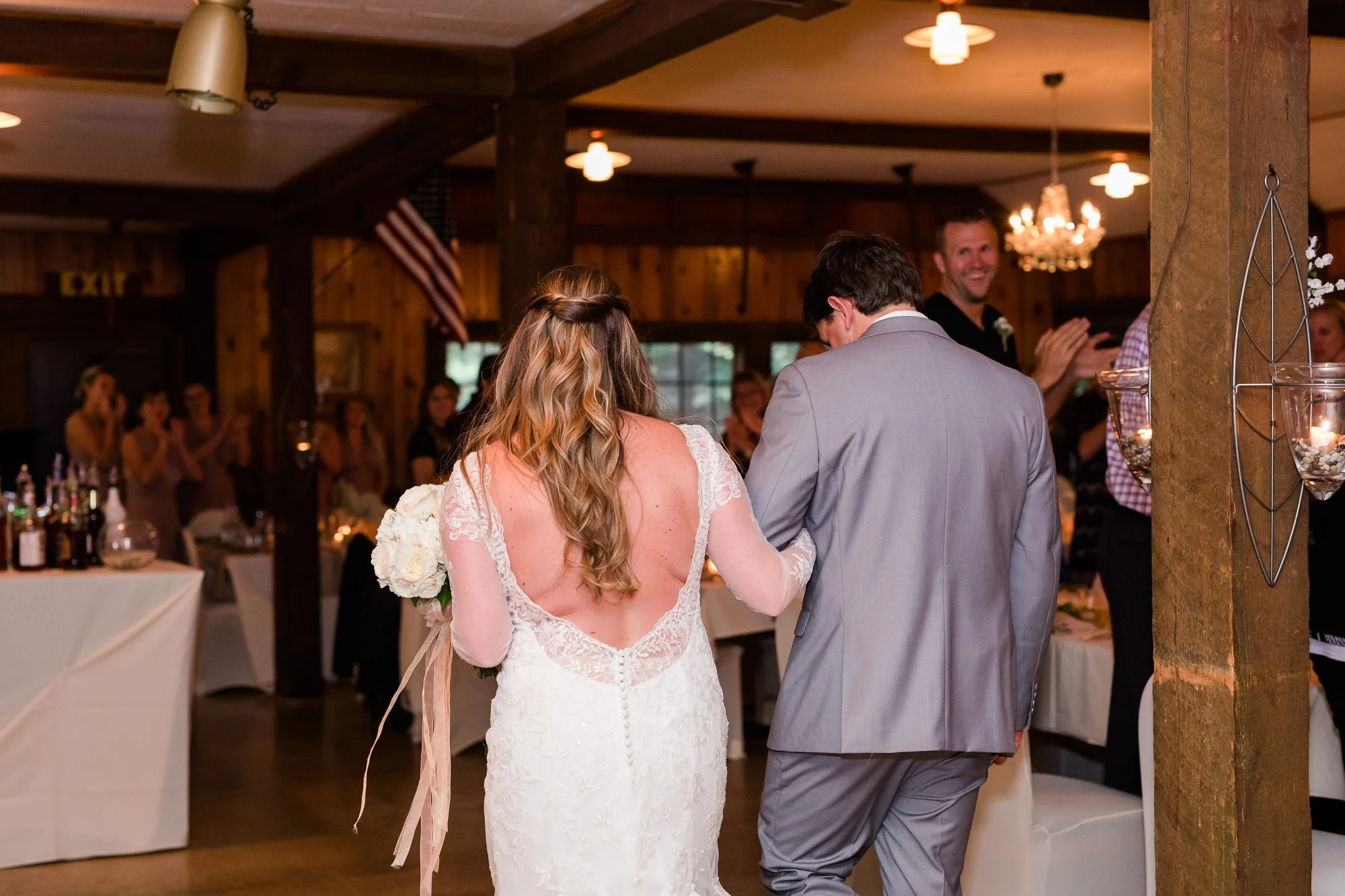 AmberLangerudPhotography_Fair Hills Resort Lakeside Wedding in Minnesota_3477.jpg