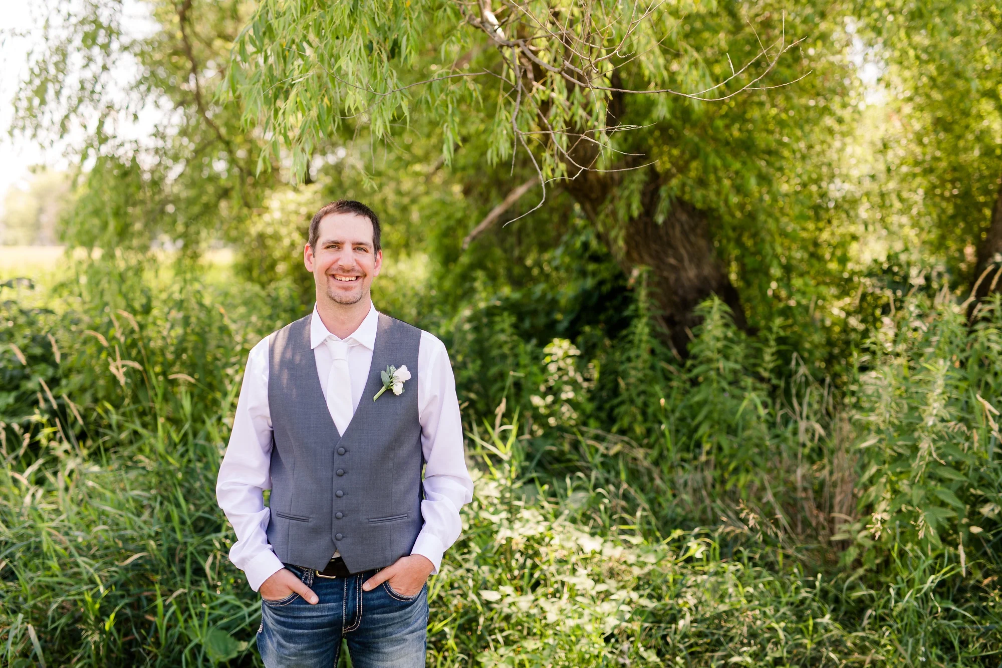 Amber Langerud Photography_Minnesota Barn Wedding_5151.jpg
