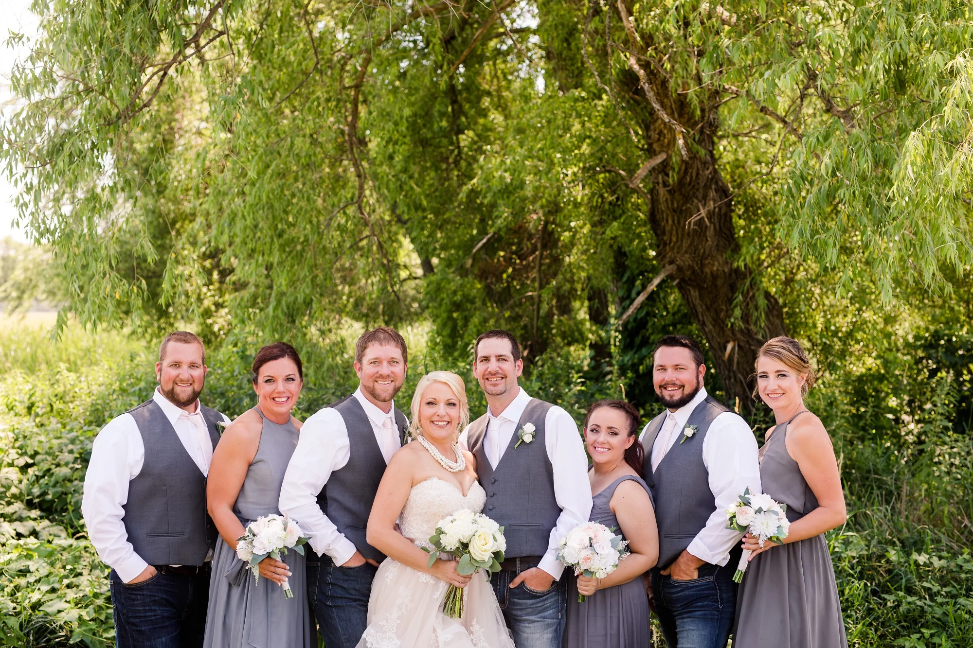 Amber Langerud Photography_Minnesota Barn Wedding_5160.jpg