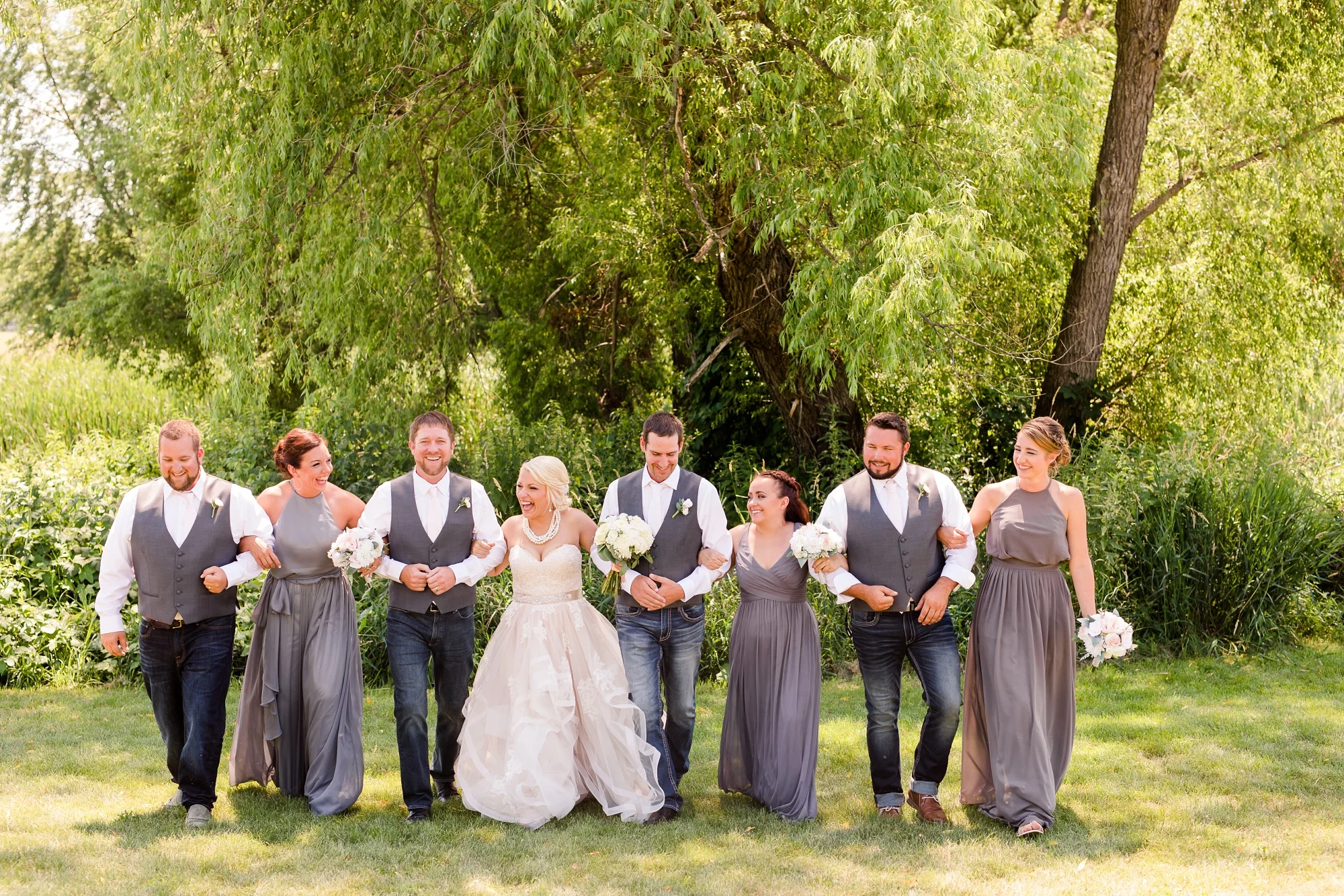 Amber Langerud Photography_Minnesota Barn Wedding_5161.jpg