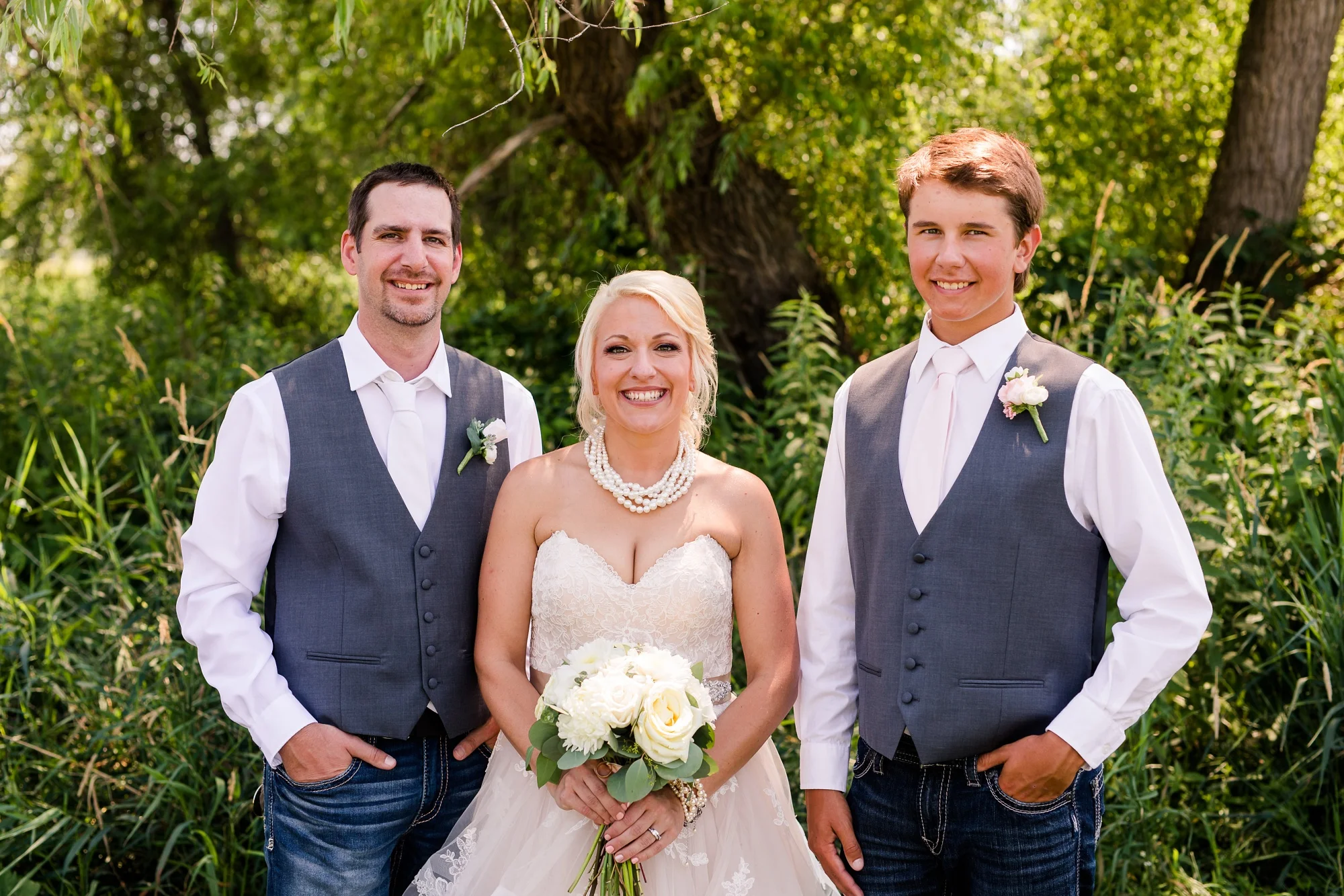 Amber Langerud Photography_Minnesota Barn Wedding_5168.jpg