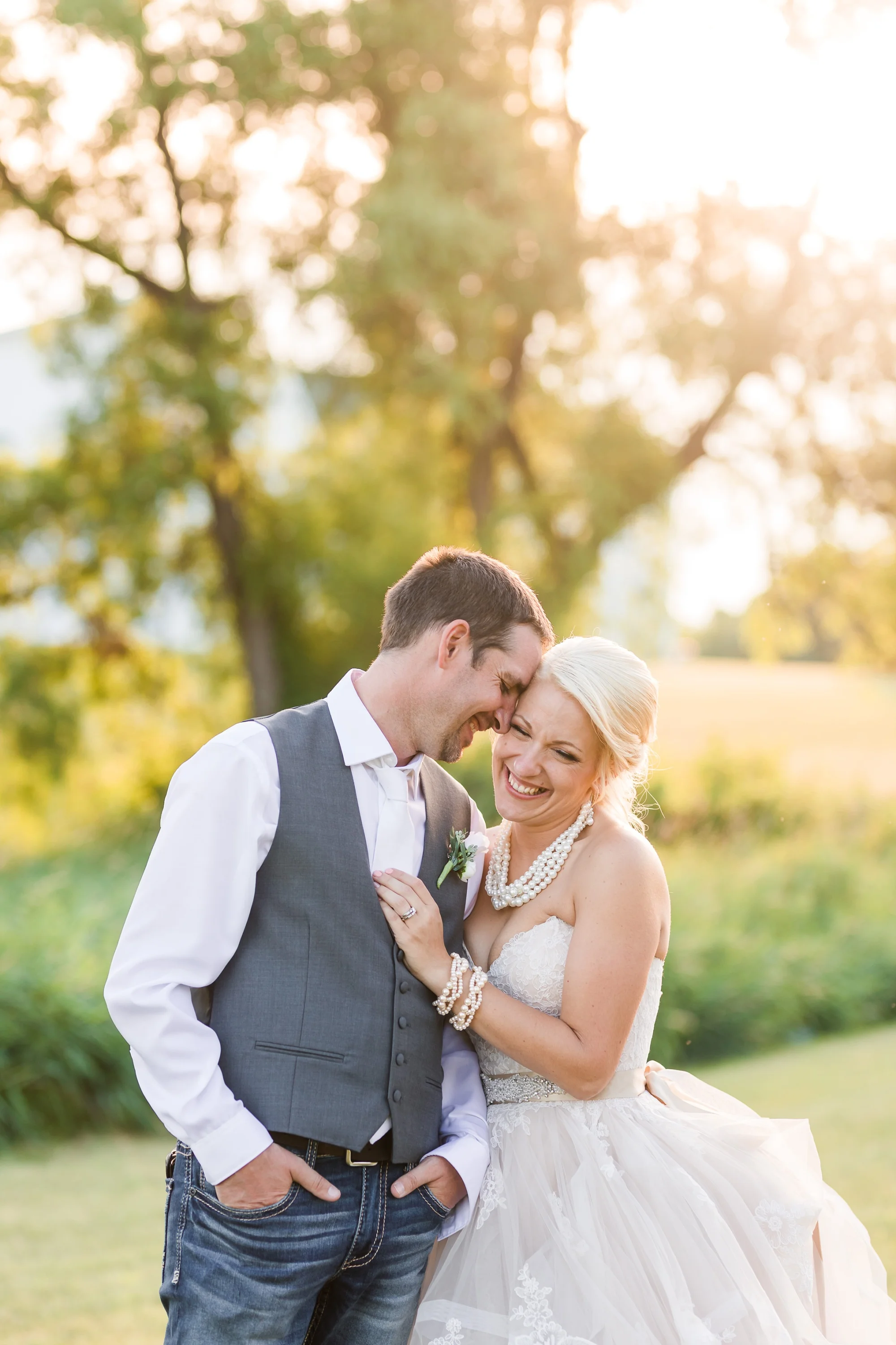 Amber Langerud Photography_Minnesota Barn Wedding_5209.jpg