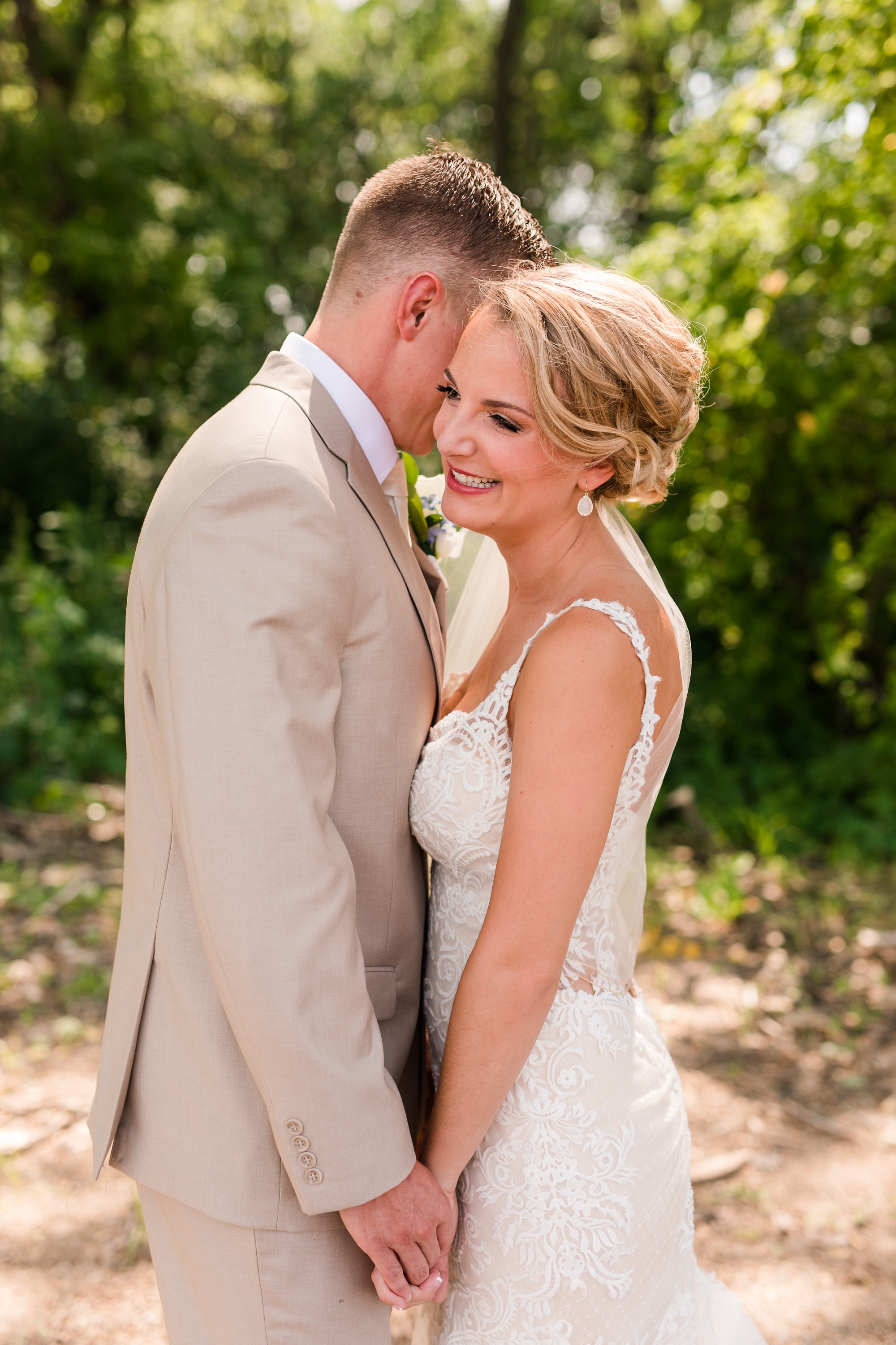 Amber Langerud Photography_Vintage Garden Minnesota Barn Wedding_5333.jpg