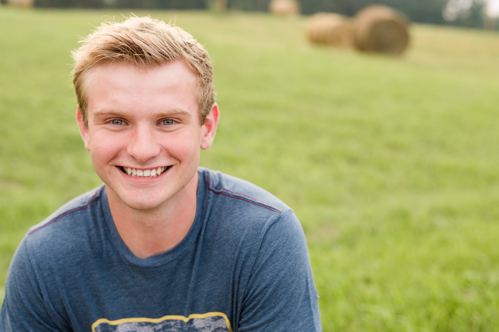 Amber Langerud Photography_Senior Guy Session DLHS_5519.jpg
