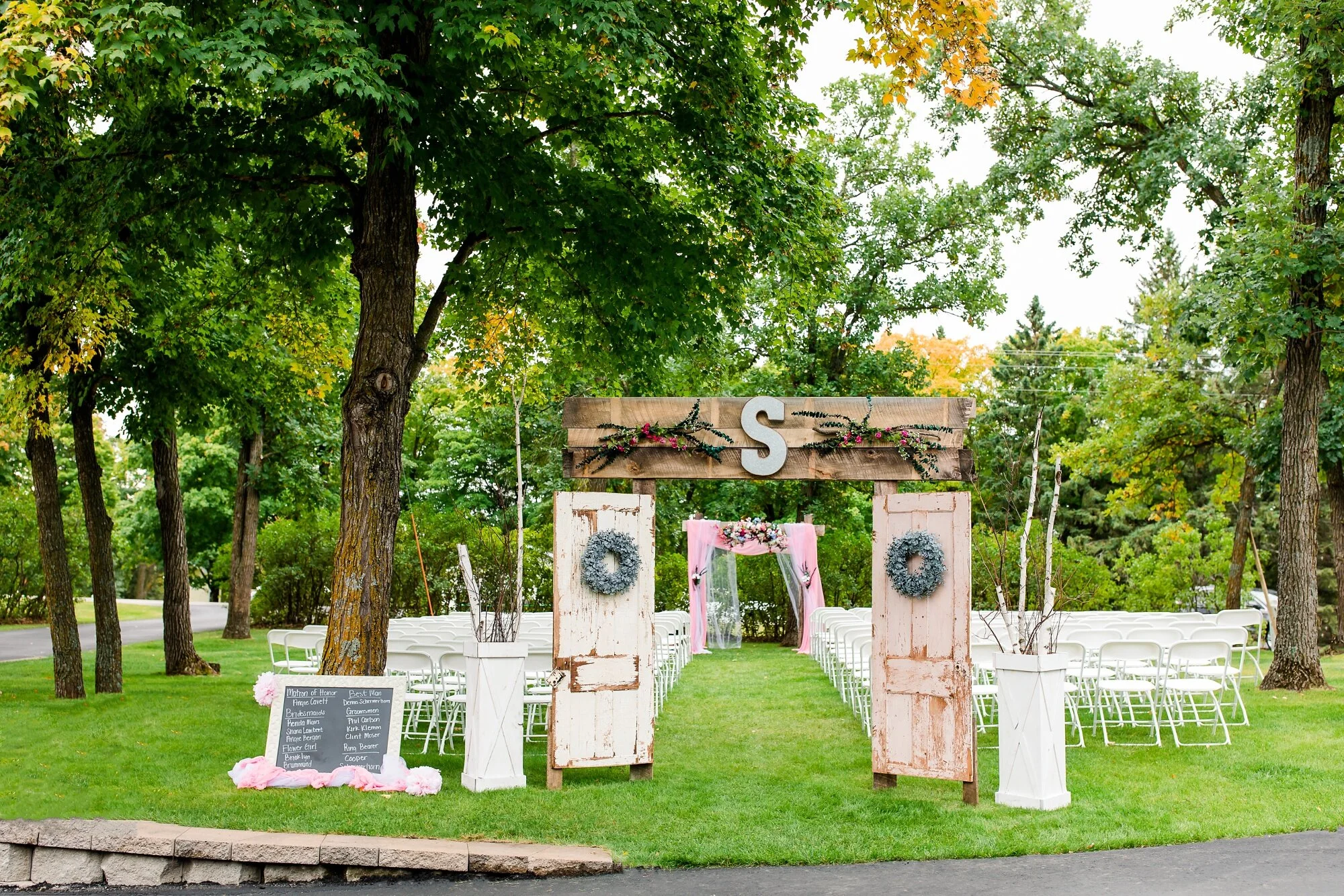 Amber Langerud Photography_Eagle Lake Rustic Styled Outdoor Wedding in Minnesota_6824.jpg