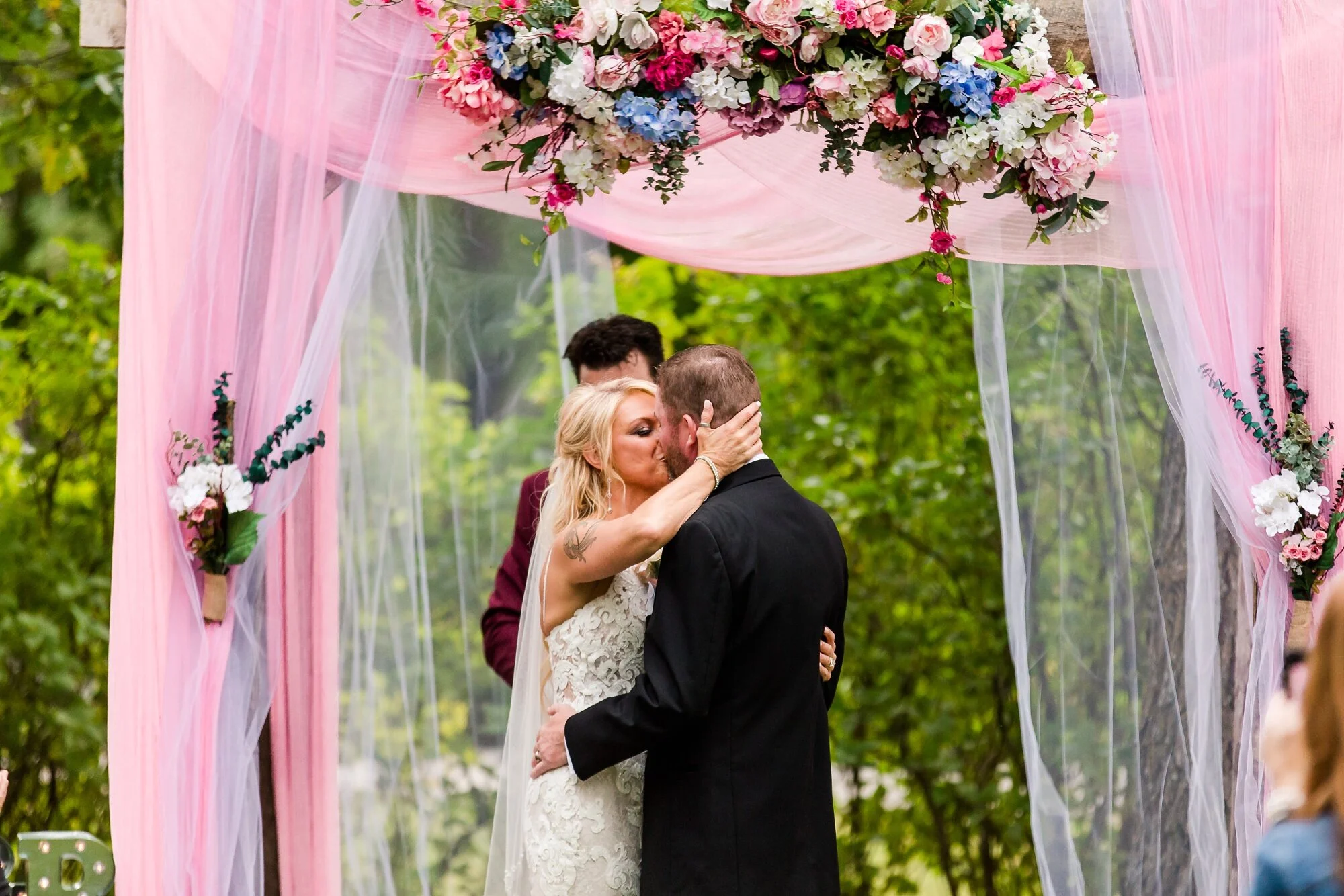 Amber Langerud Photography_Eagle Lake Rustic Styled Outdoor Wedding in Minnesota_6878.jpg