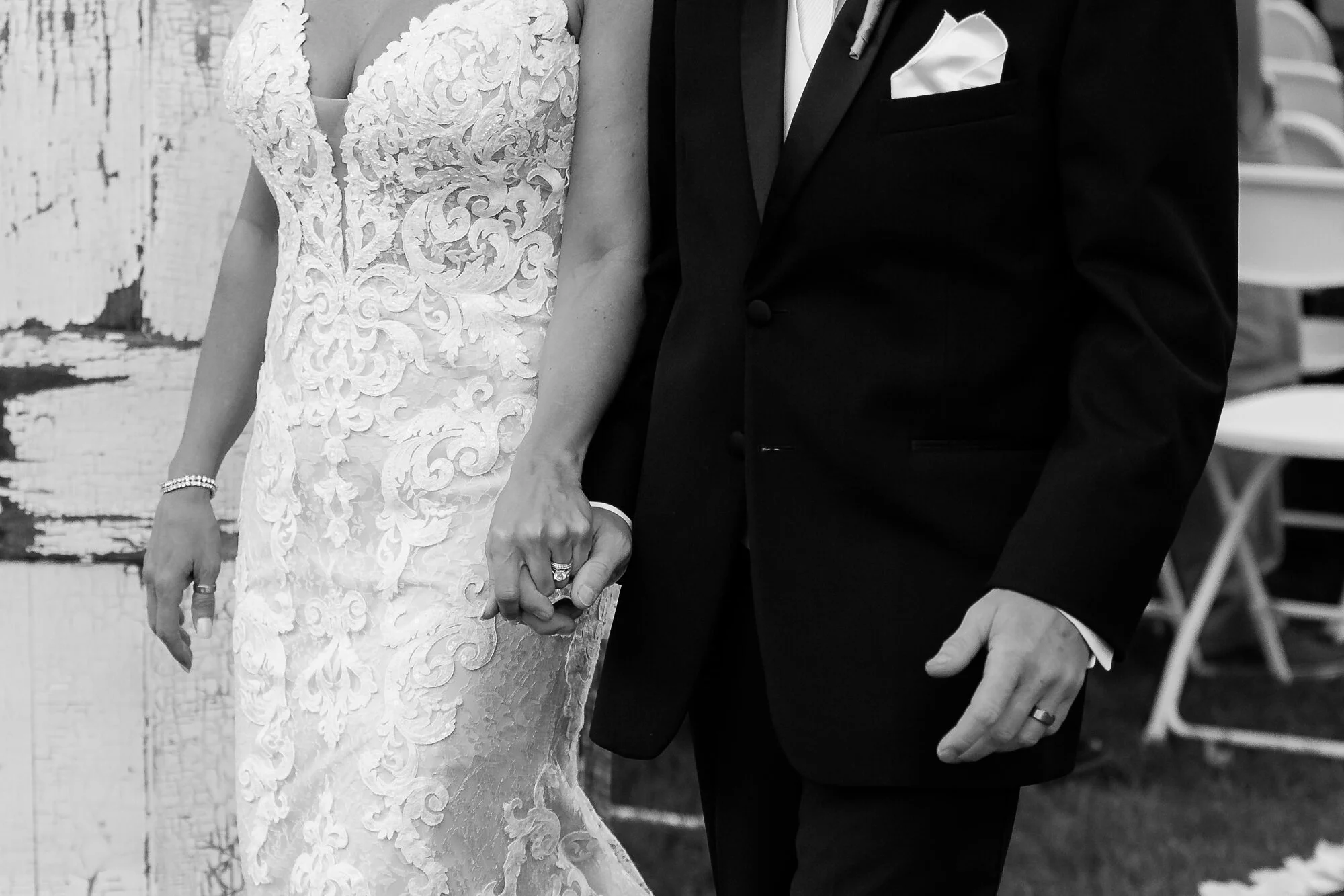 Amber Langerud Photography_Eagle Lake Rustic Styled Outdoor Wedding in Minnesota_6882.jpg