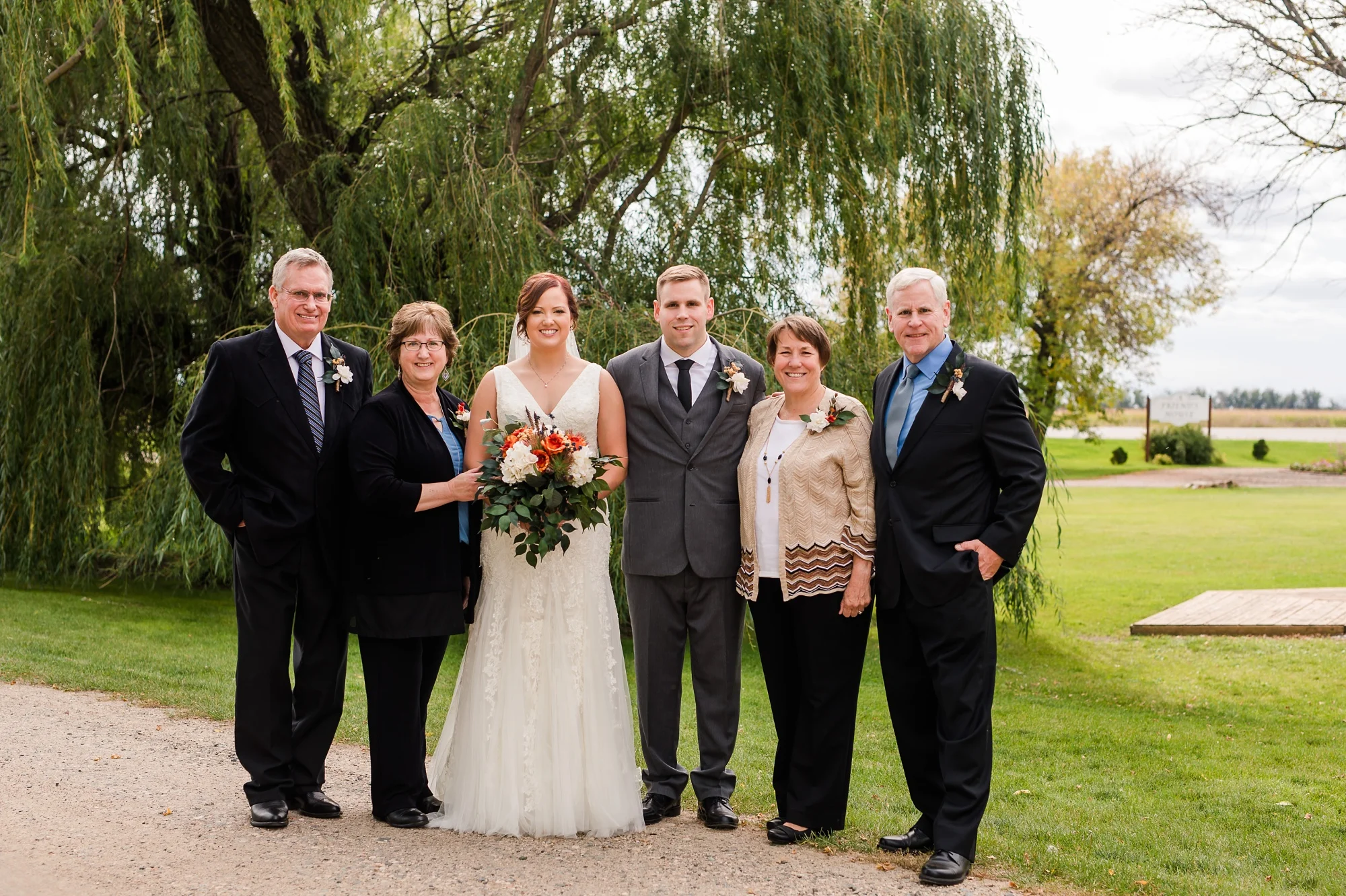 Amber Langerud Photography_Moohread, Outdoor, Barn Wedding at A Friends House_7082.jpg