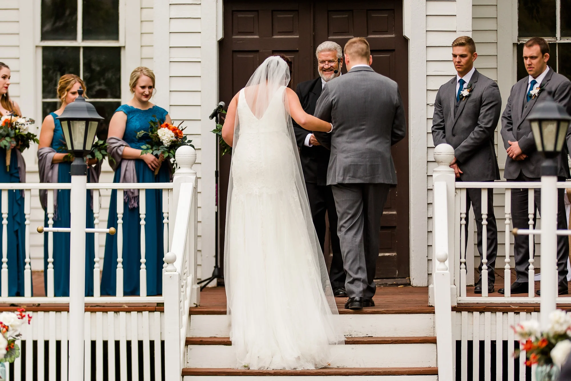 Amber Langerud Photography_Moohread, Outdoor, Barn Wedding at A Friends House_7100.jpg