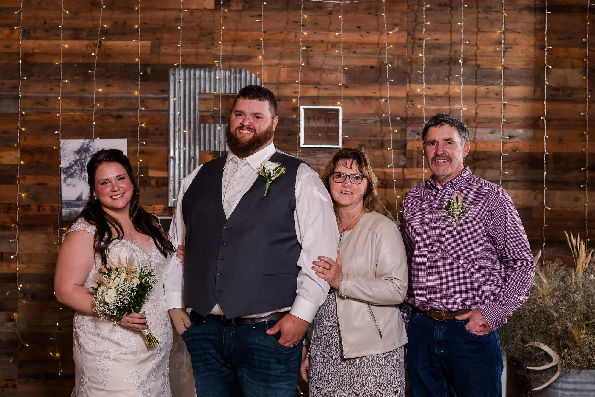 Amber Langerud_Lake Park, Fall Barn Wedding at The Hitching Post_7196.jpg