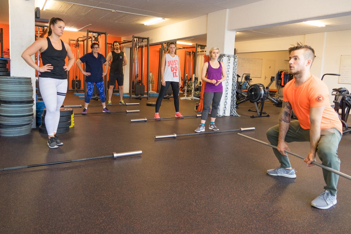cross-intense-training-front-19.jpg