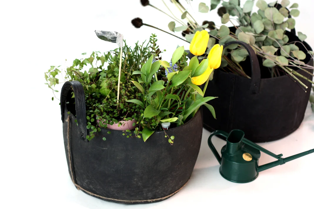 Black Rubber Basket