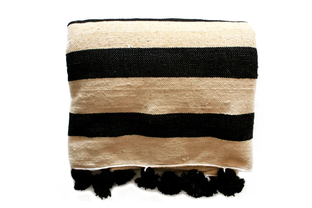 Moroccan Wool Pompom Blanket _Black & Cream_Large