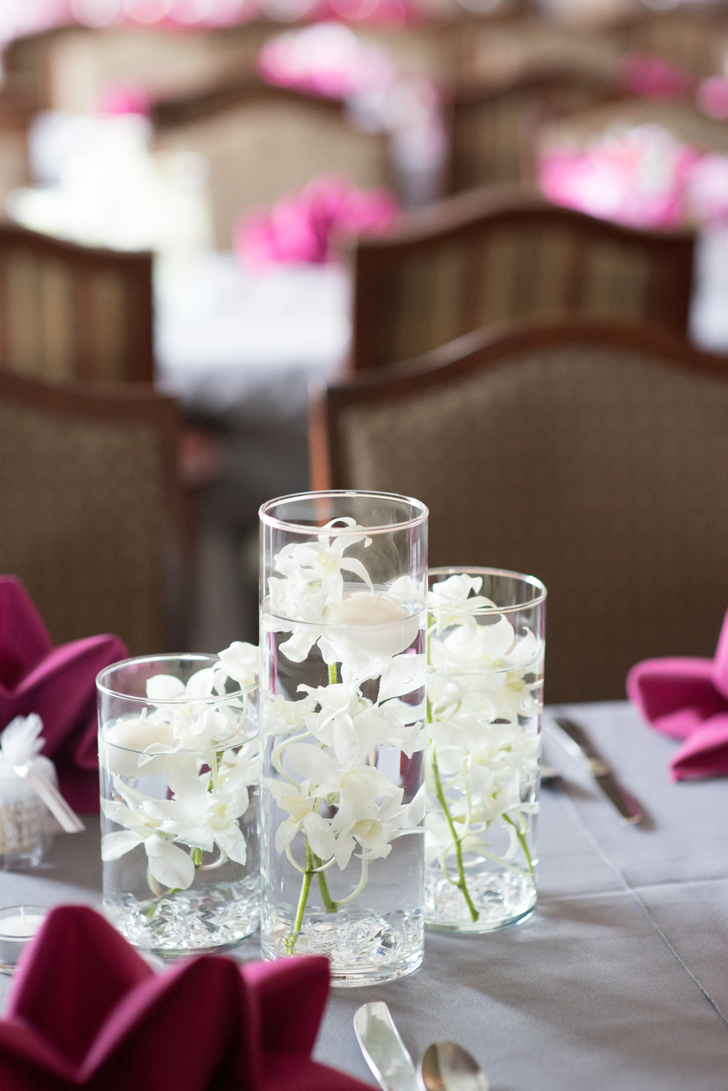 Meridian Valley Country Club Wedding | Candle and Orchid Wedding Centerpiece | C2 Photography | Seattle Wedding Planner | New Creations Weddings