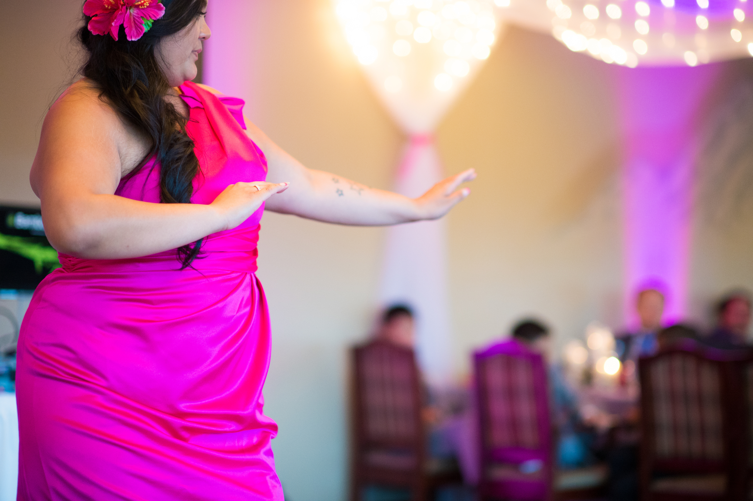 Meridian Valley Country Club Wedding | Hula Dancer | C2 Photography | Seattle Wedding Planner | New Creations Weddings | Filipino Wedding Planner