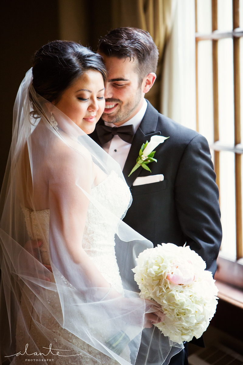 Bride and Groom Portrait | Alante Photography | Seattle Wedding Planner | Filipino Wedding Planner